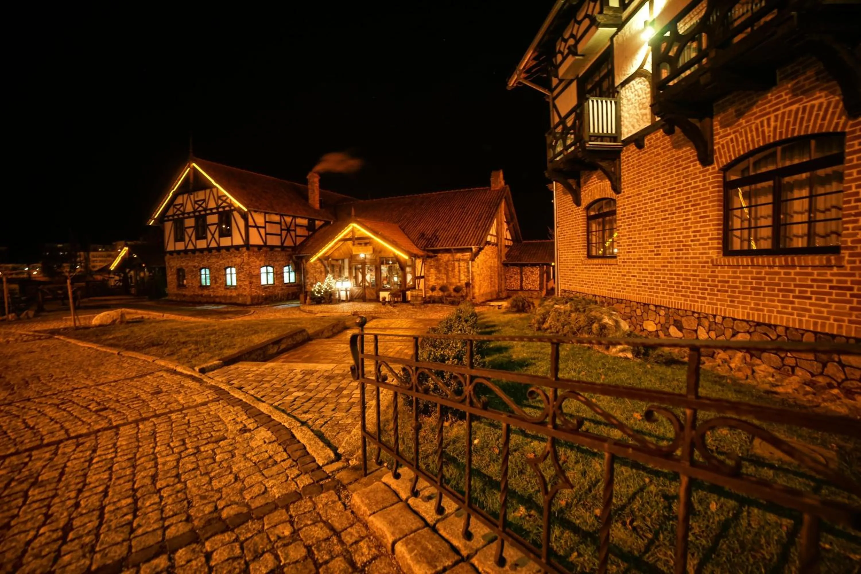 Restaurant/places to eat in Stary Tartak