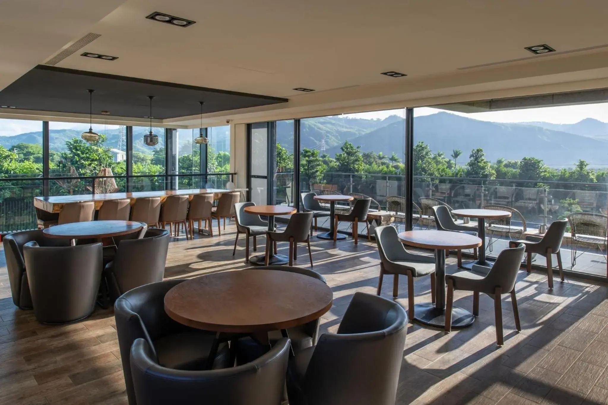 Restaurant/places to eat in Tan Villa Restaurant/places to eat in Tan Villa