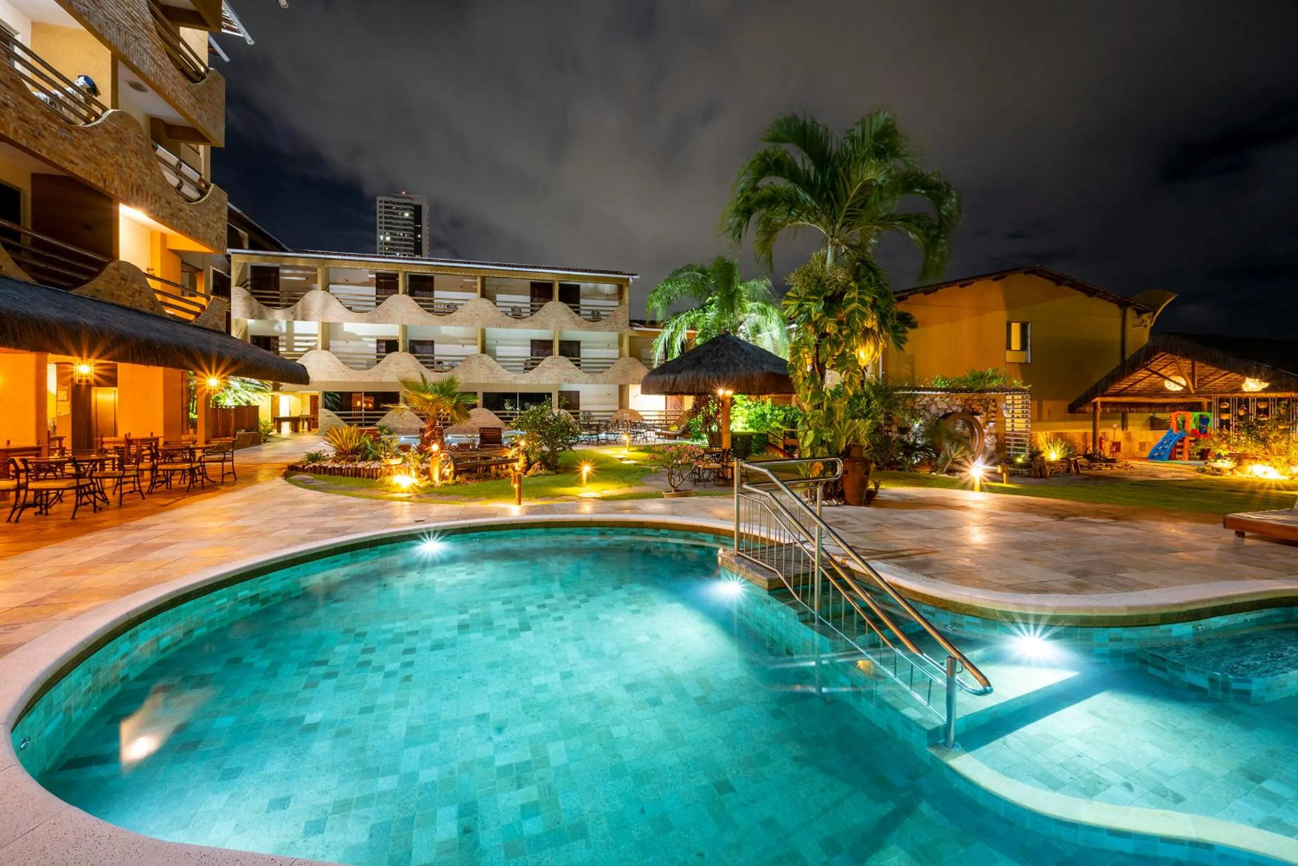 Swimming pool in Natal Dunnas Hotel