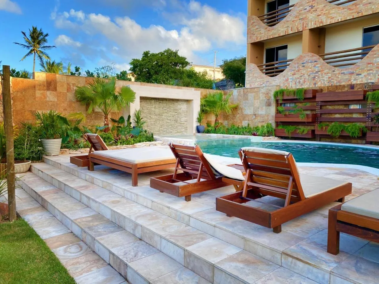 Swimming pool in Natal Dunnas Hotel