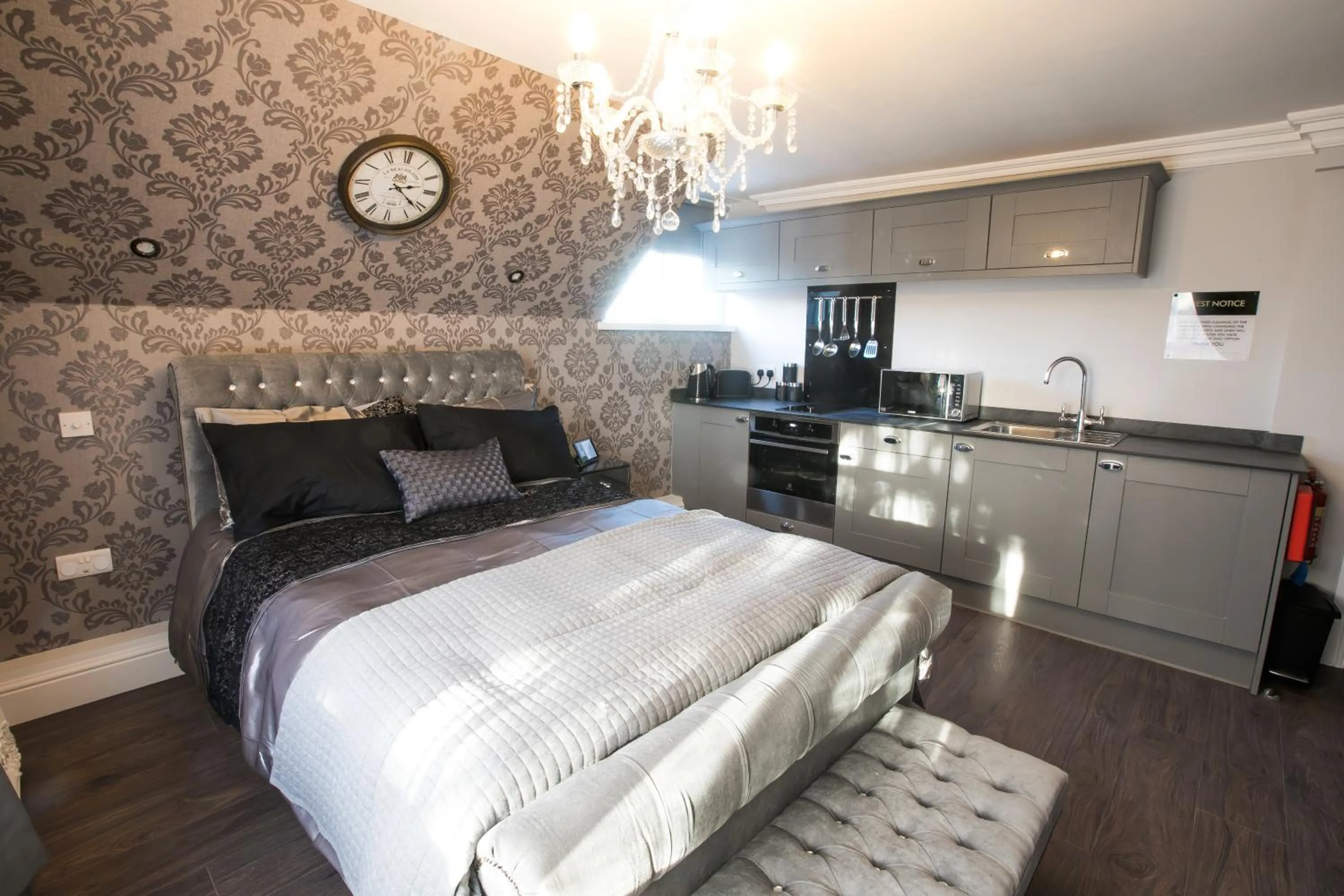 Bed in Apartments at Number 10 The Abbey