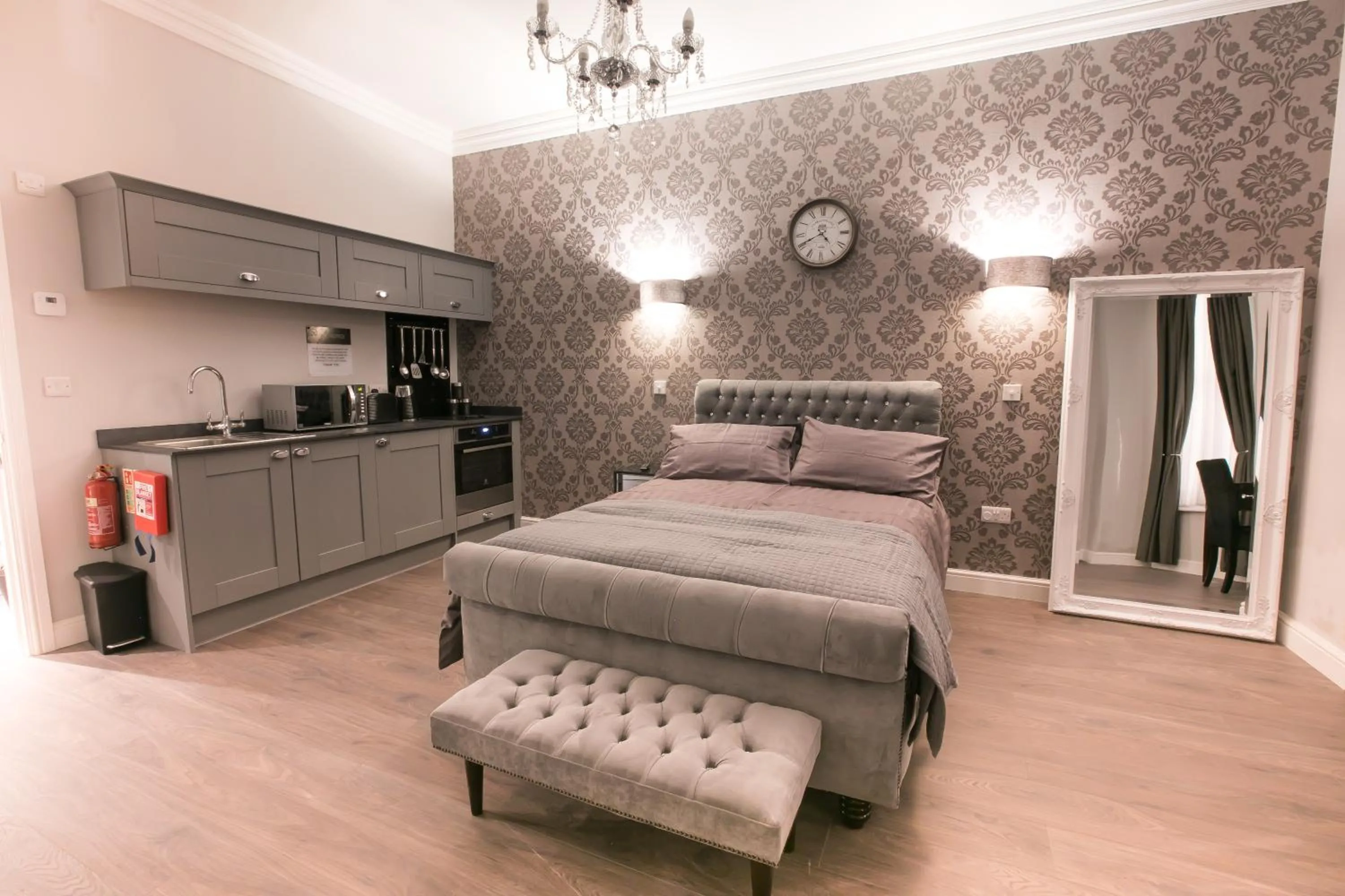 Deluxe Apartment in Apartments at Number 10 The Abbey