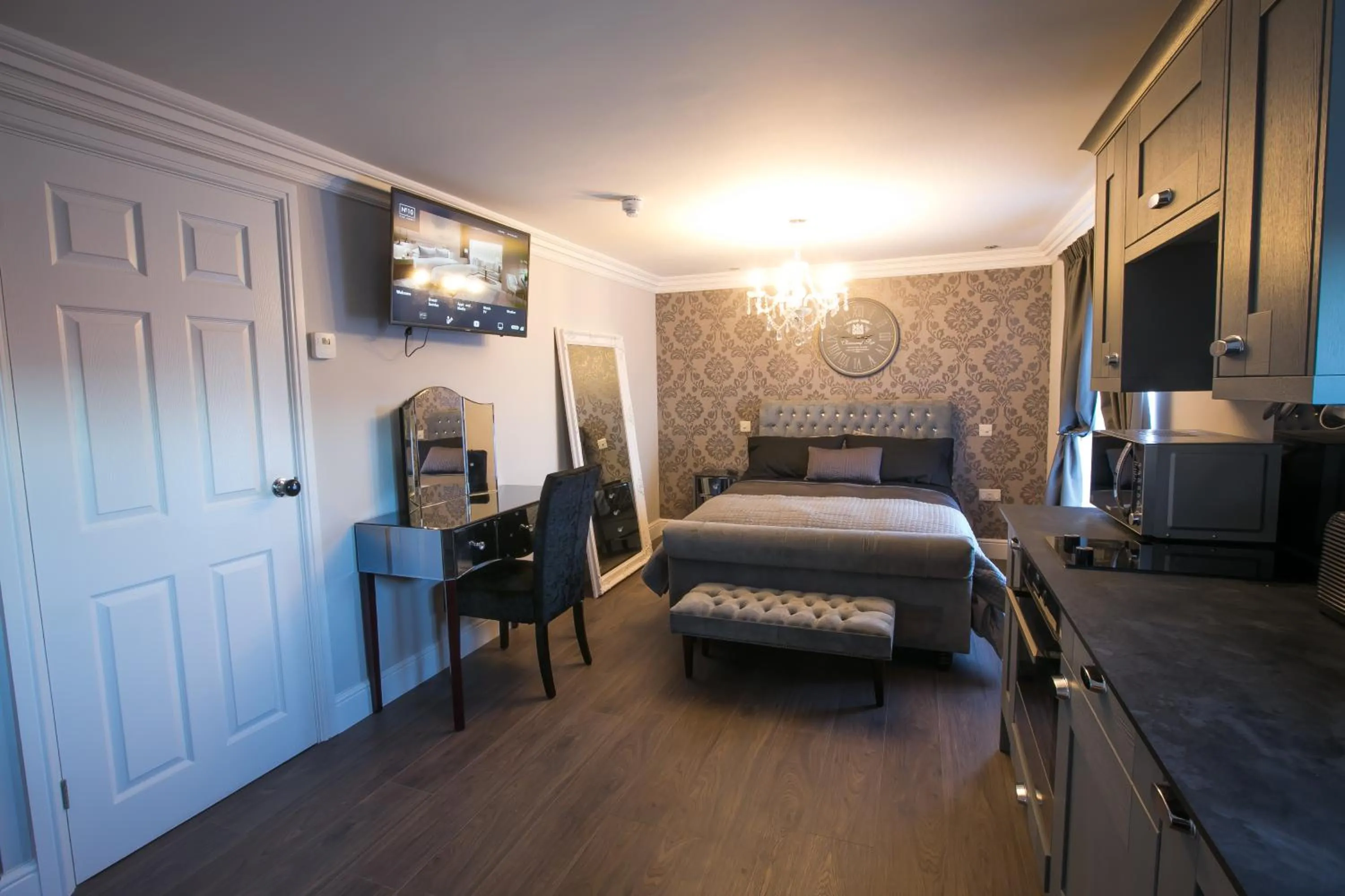 Bed in Apartments at Number 10 The Abbey
