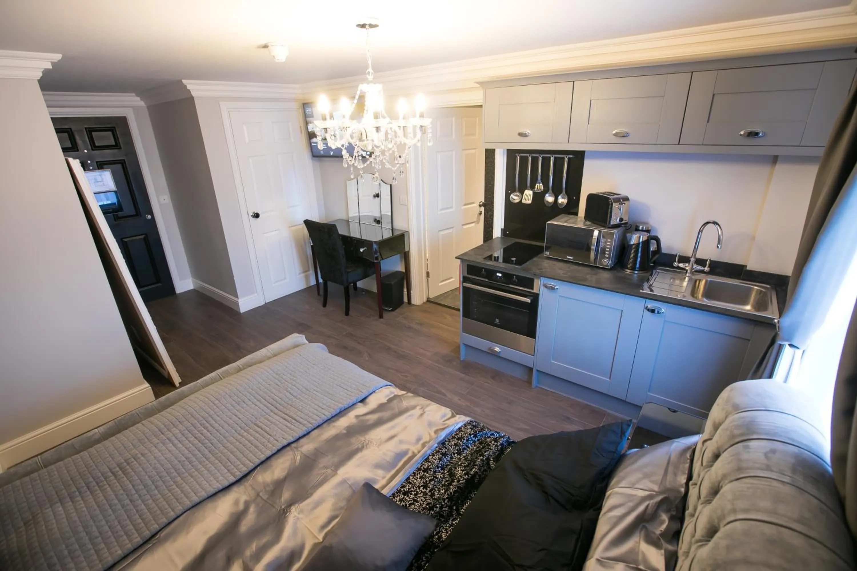 Bed in Apartments at Number 10 The Abbey