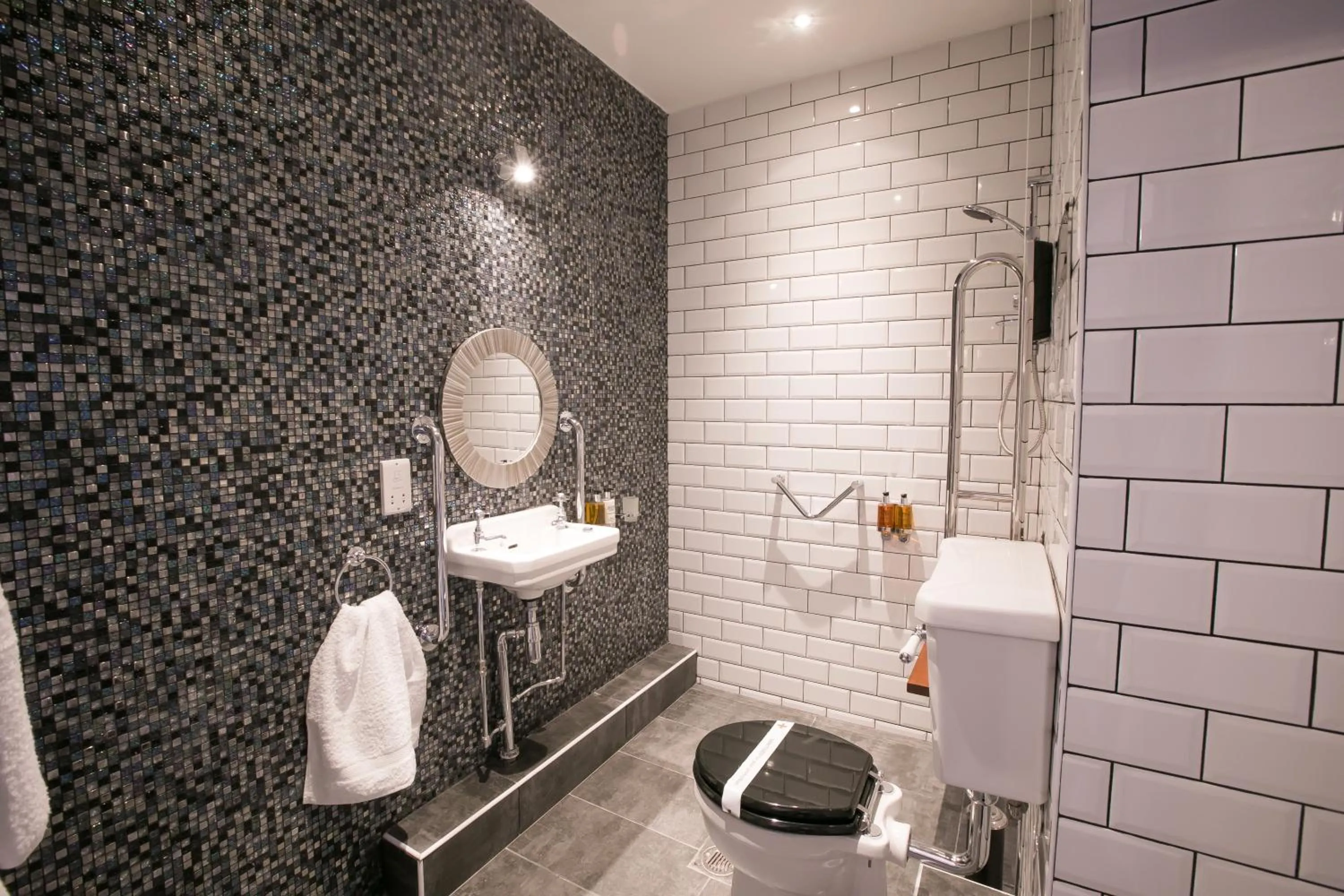 Shower in Apartments at Number 10 The Abbey