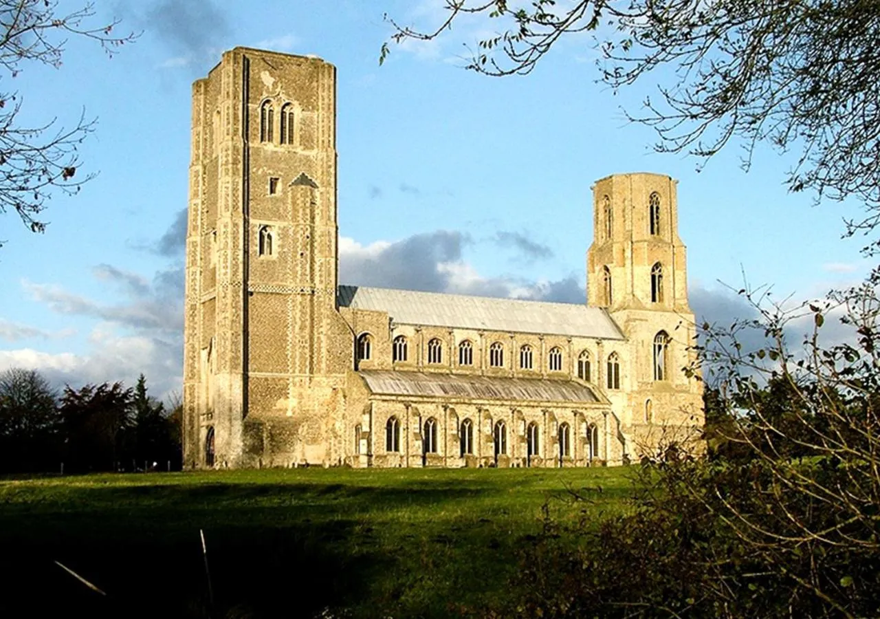 Nearby landmark in Apartments at Number 10 The Abbey
