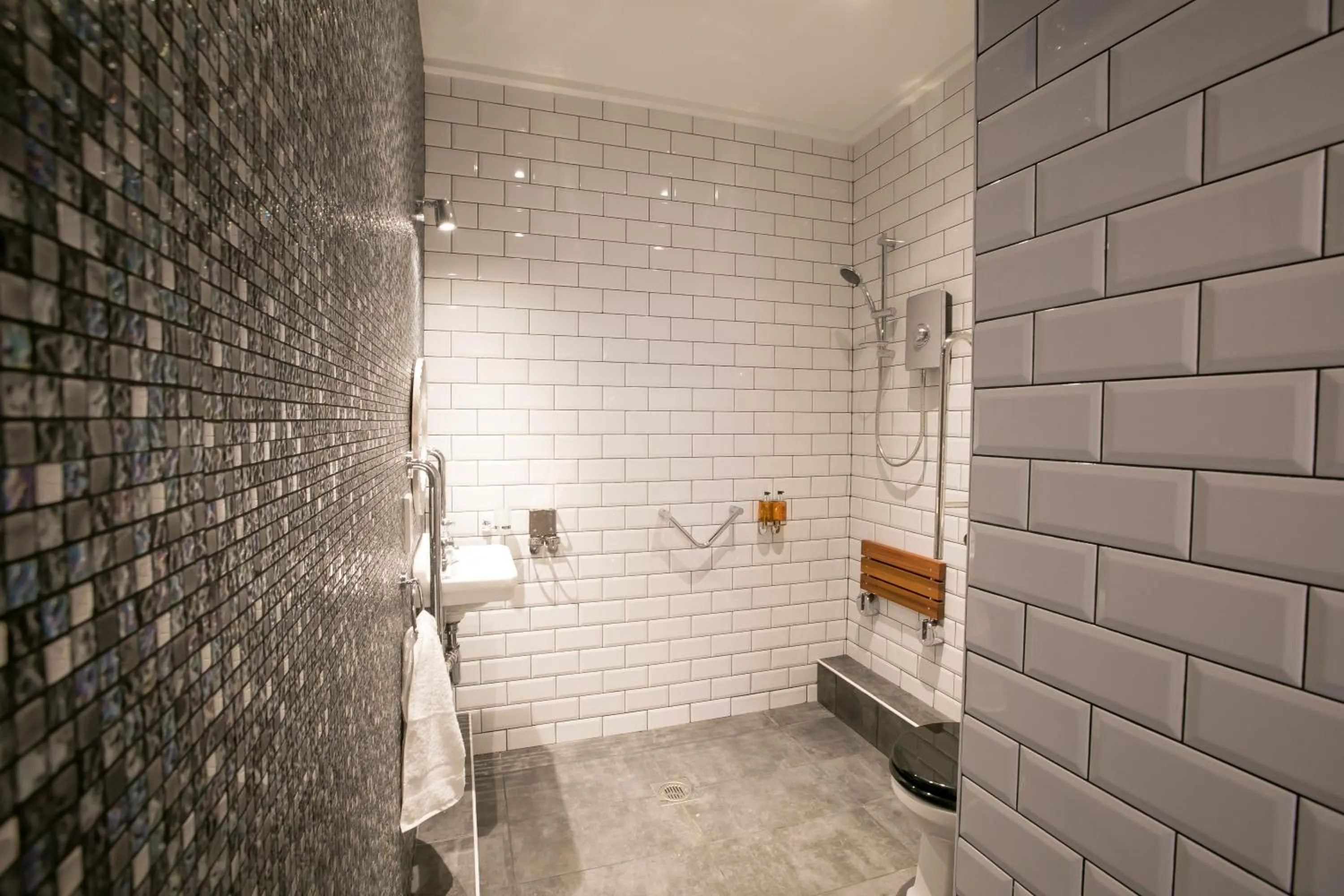 Shower in Apartments at Number 10 The Abbey