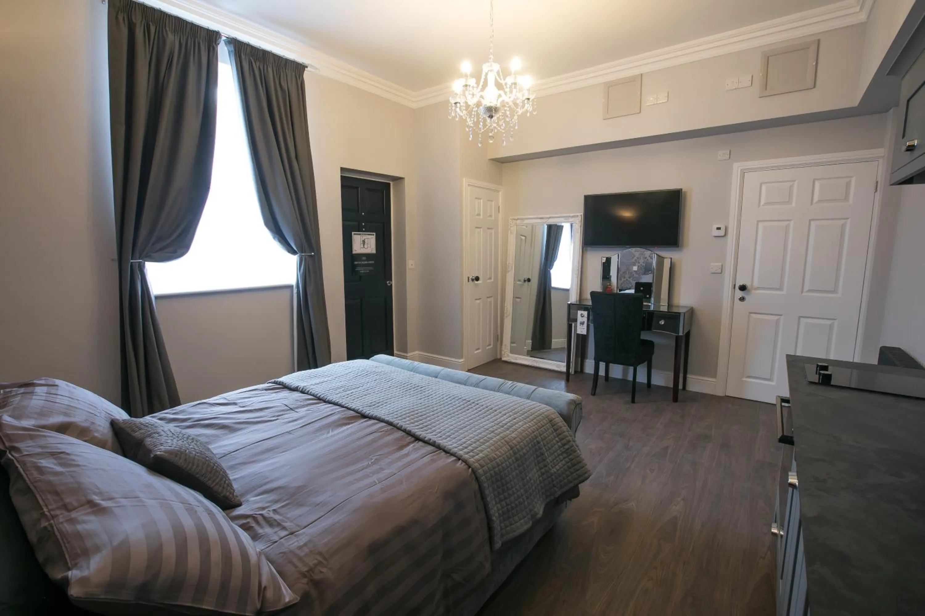 Bed in Apartments at Number 10 The Abbey