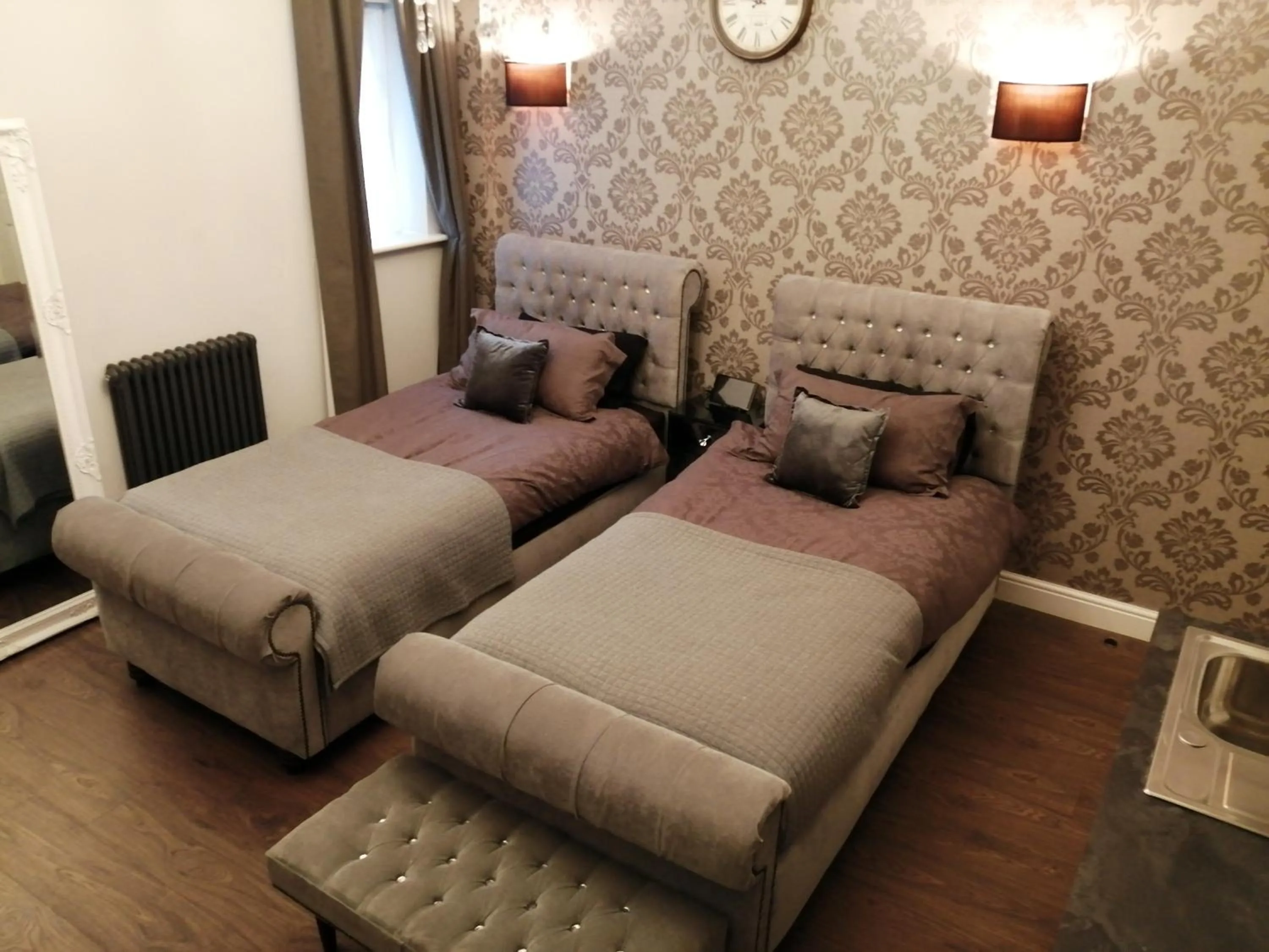 Bed in Apartments at Number 10 The Abbey