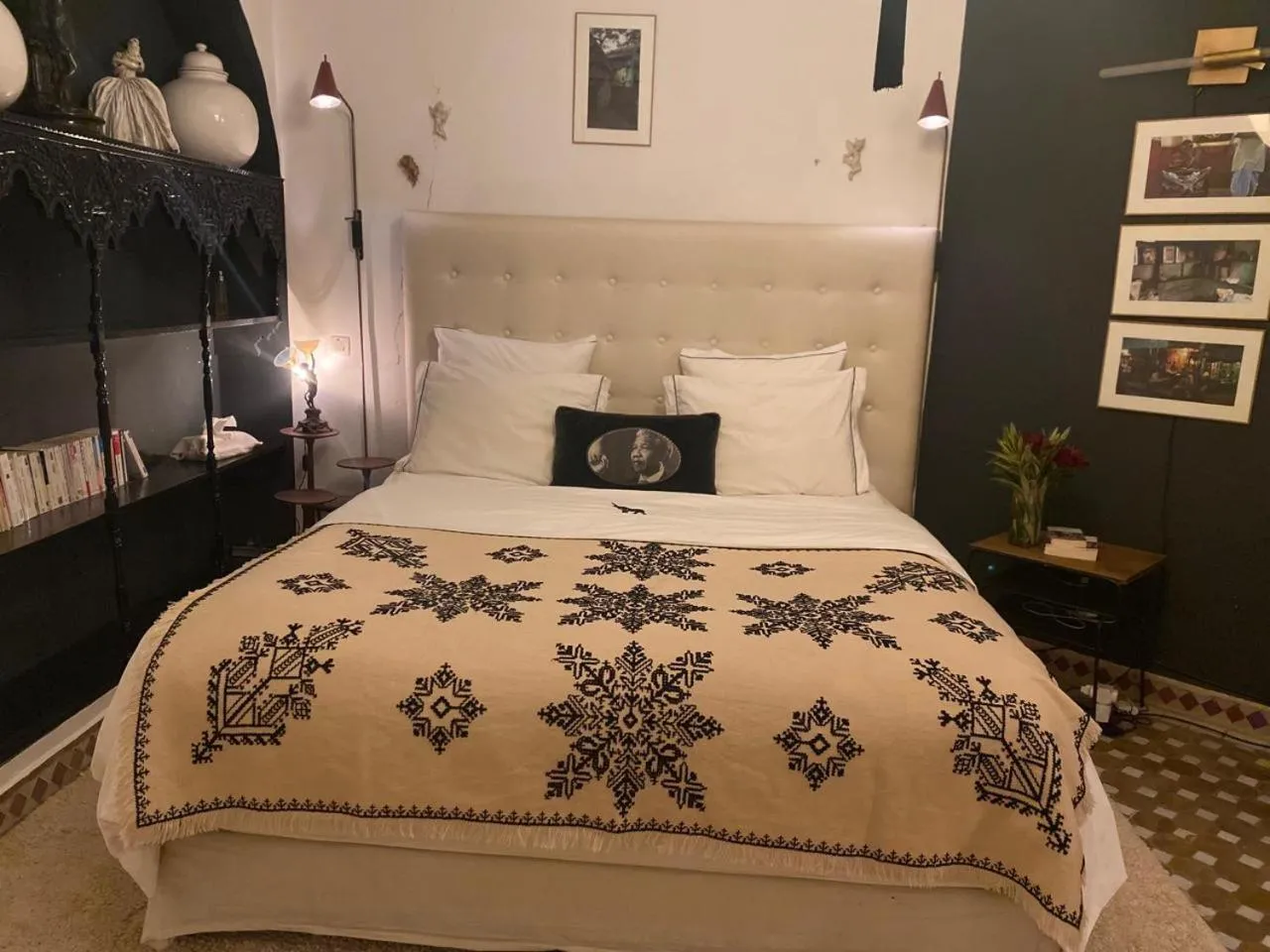 Bed in Indian Palace