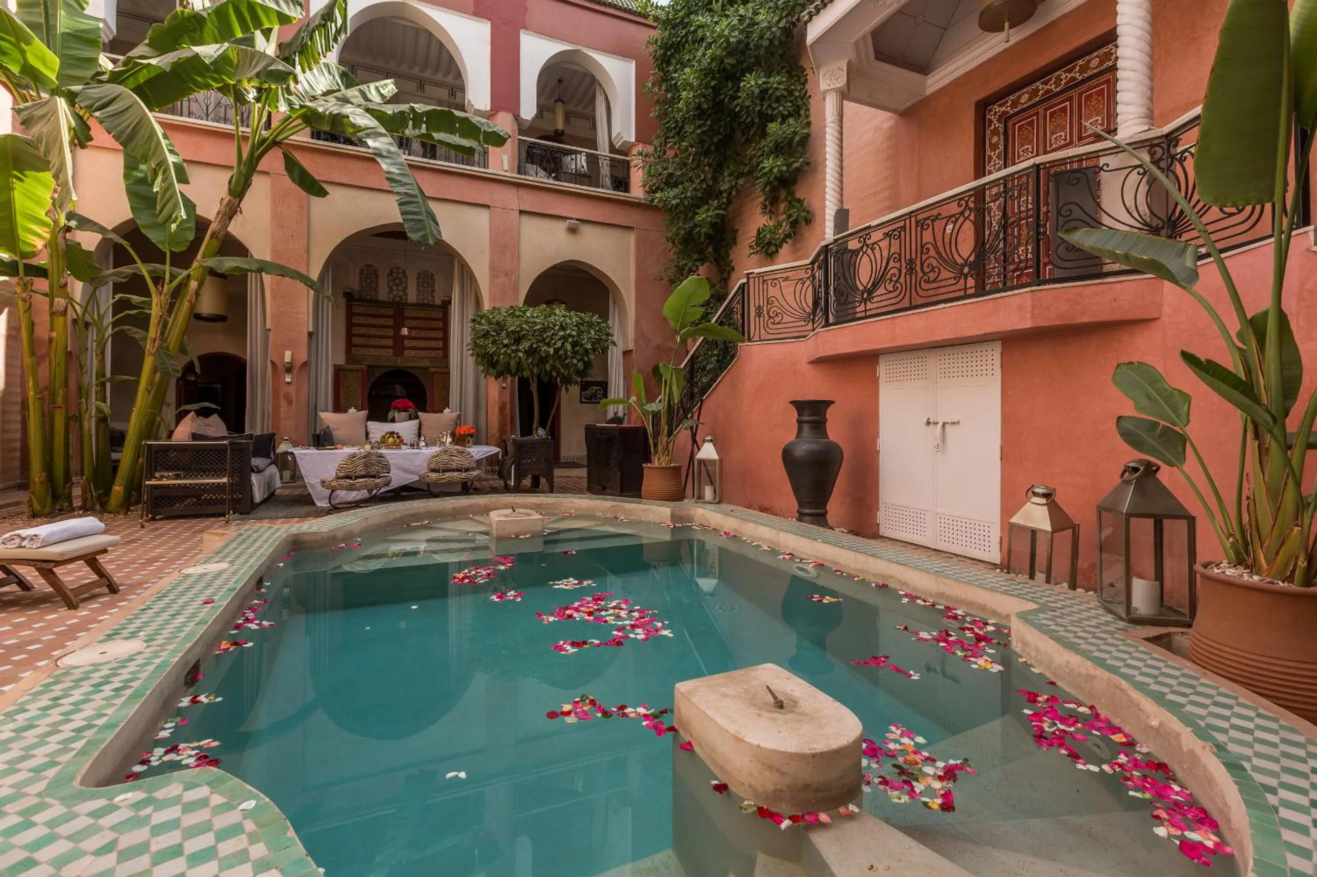 Swimming pool in Indian Palace