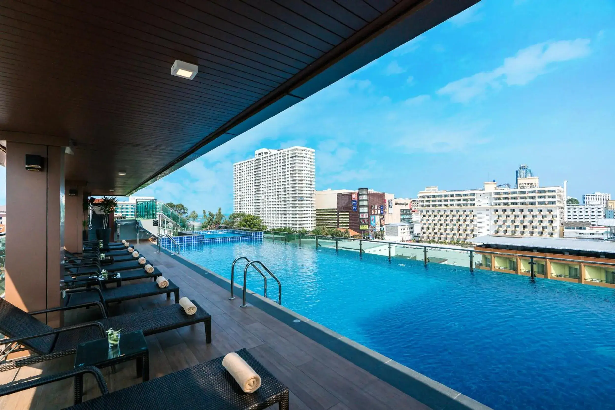 View (from property/room) in Acqua Hotel View (from property/room) in Acqua Hotel