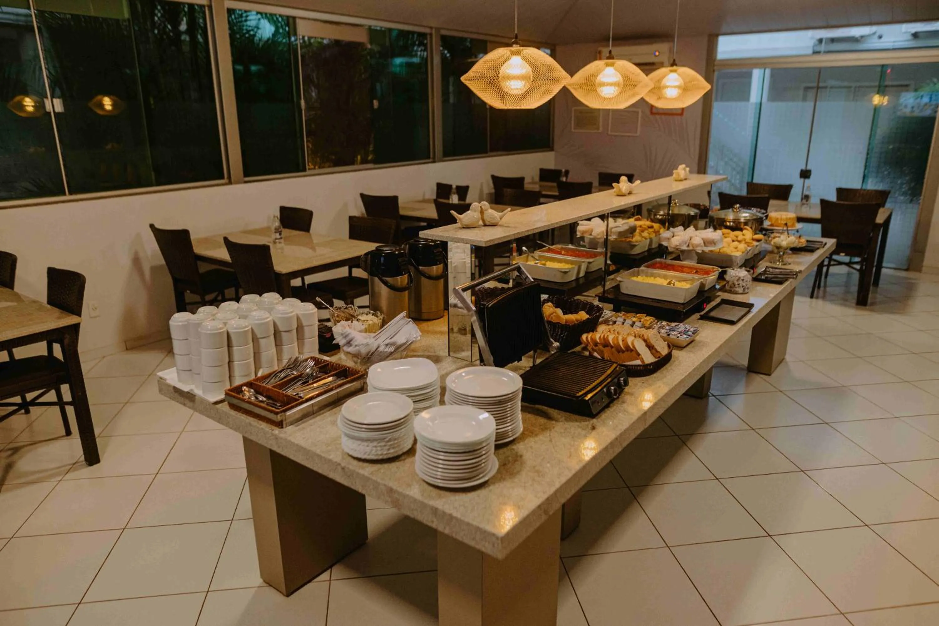 Continental breakfast in Lago Da Palma