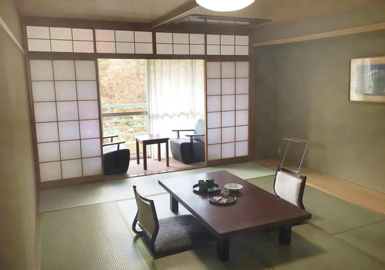 Photo of the whole room in Itoen Hotel New Sakura