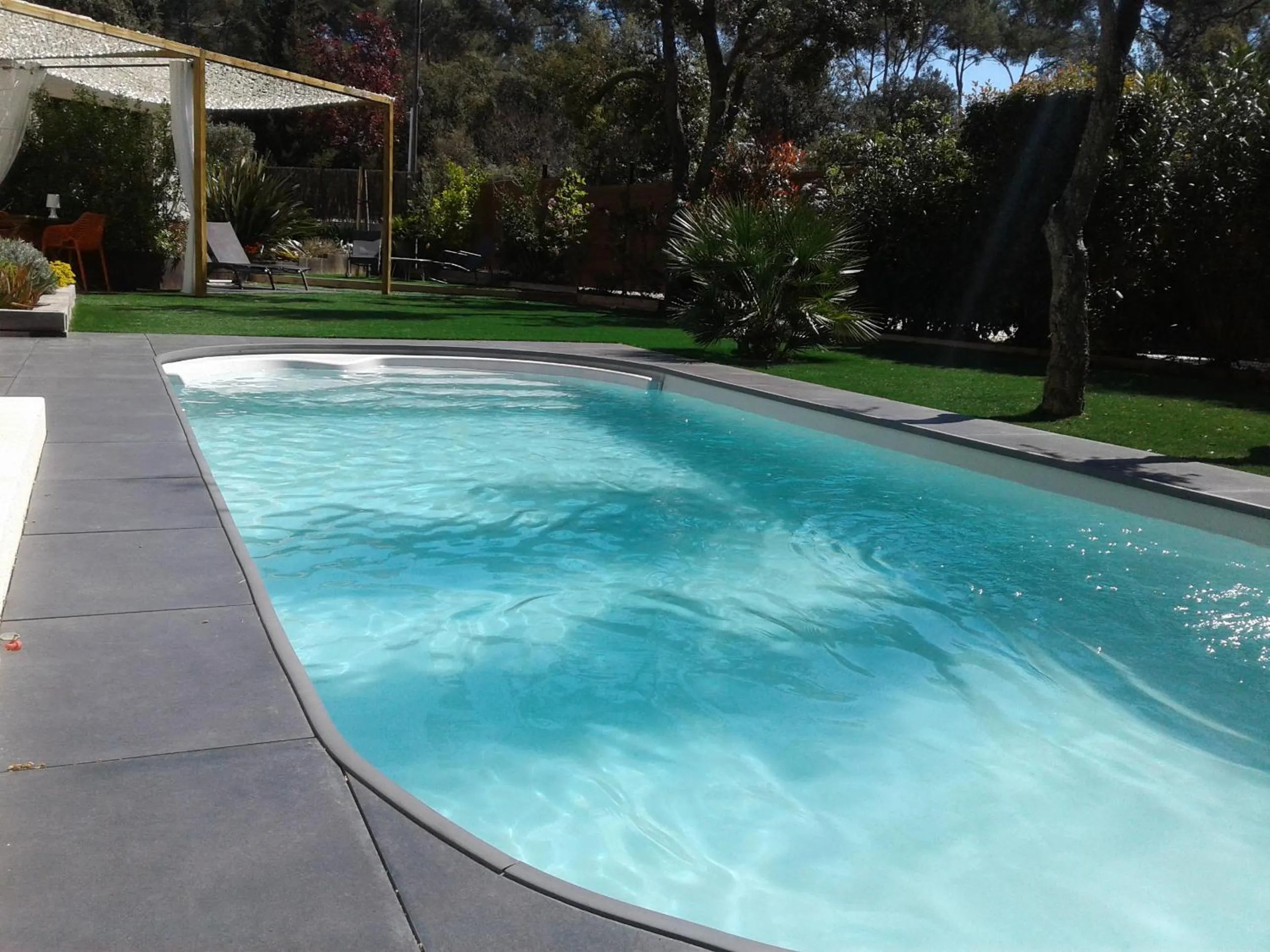Swimming pool in Le Clos des Barelles