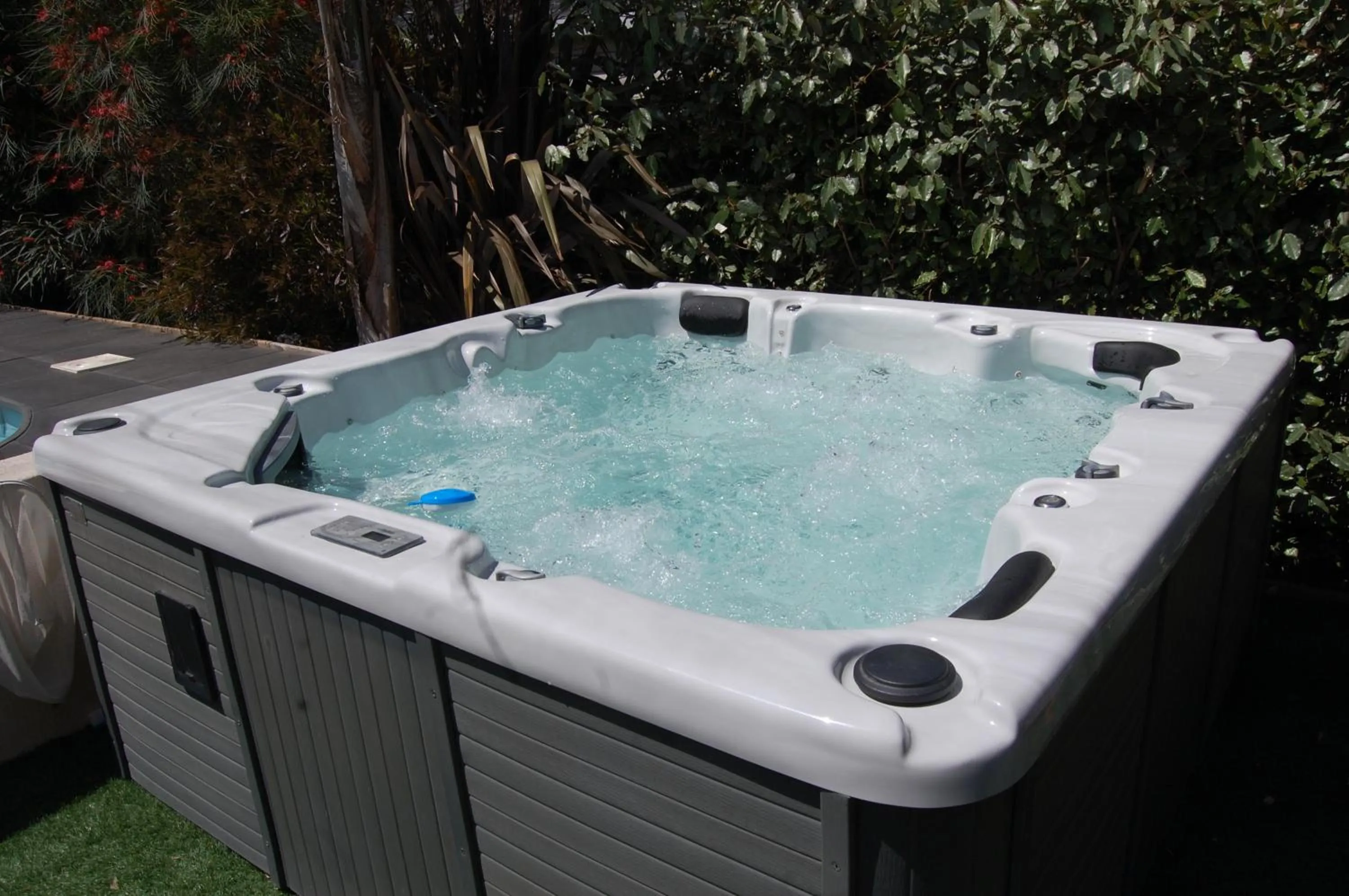 Hot Tub in Le Clos des Barelles