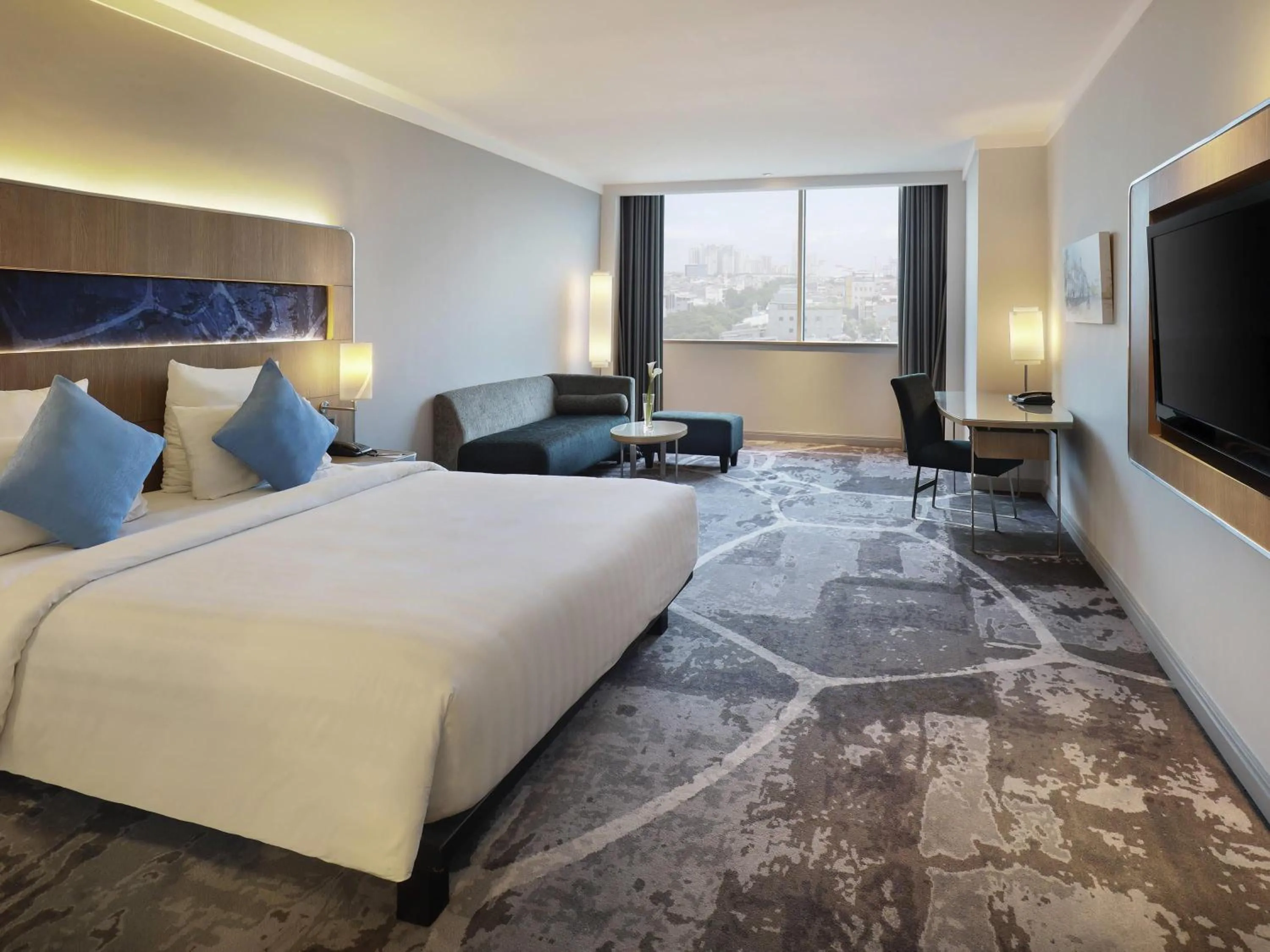 Bedroom, Bed in Novotel Jakarta Mangga Dua Square