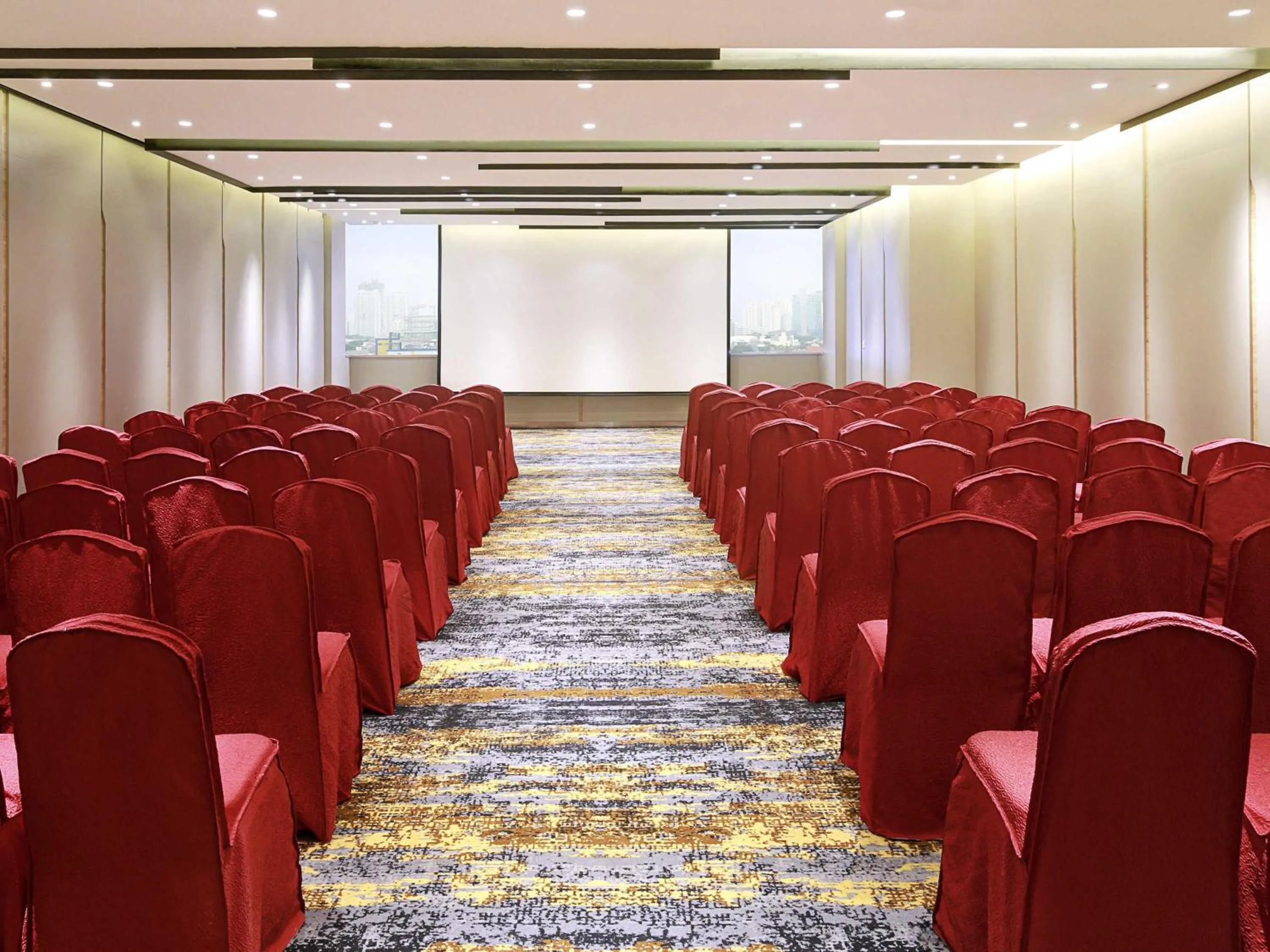 Meeting/conference room in Novotel Jakarta Mangga Dua Square