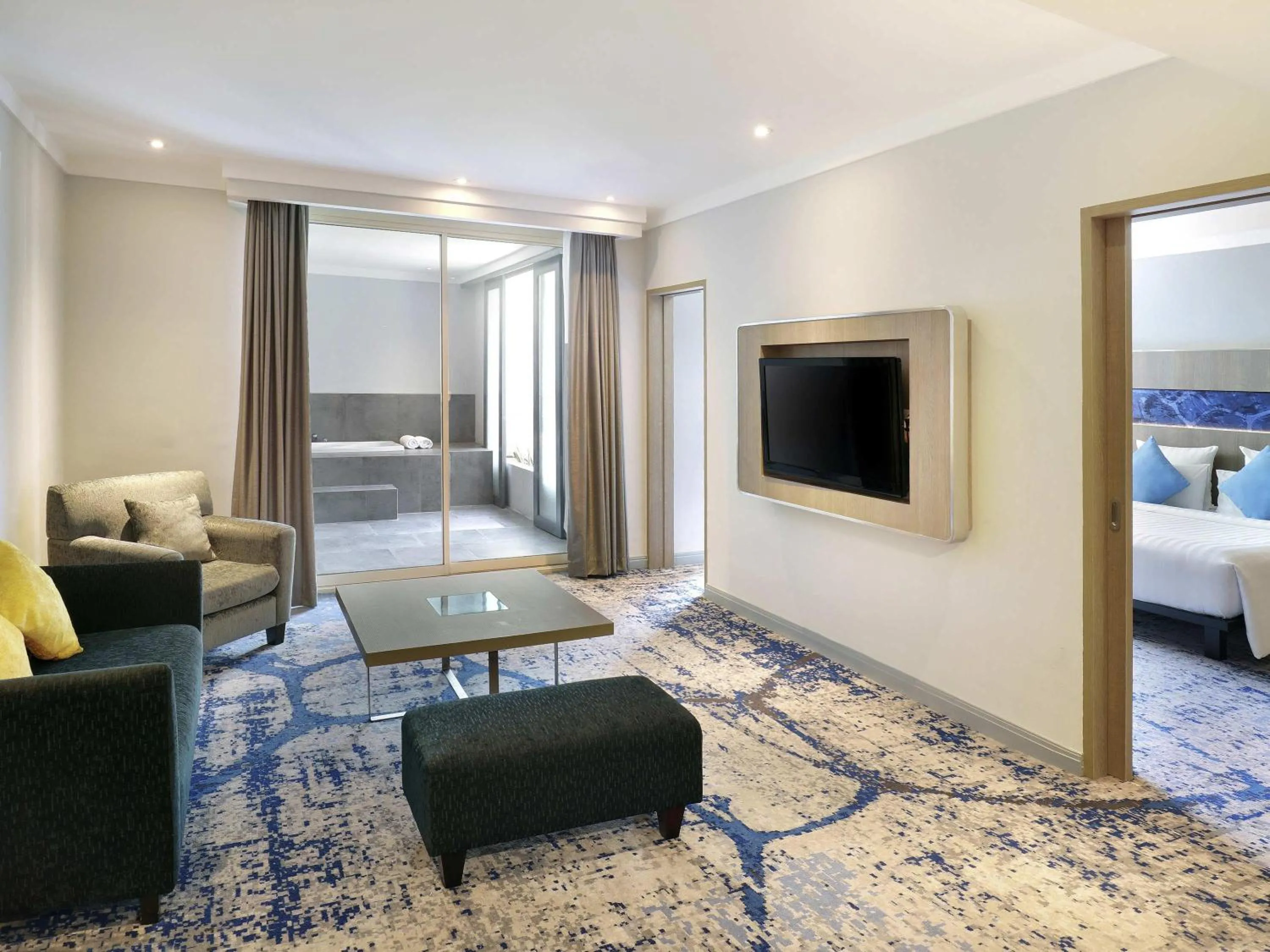 Bedroom, Bed in Novotel Jakarta Mangga Dua Square