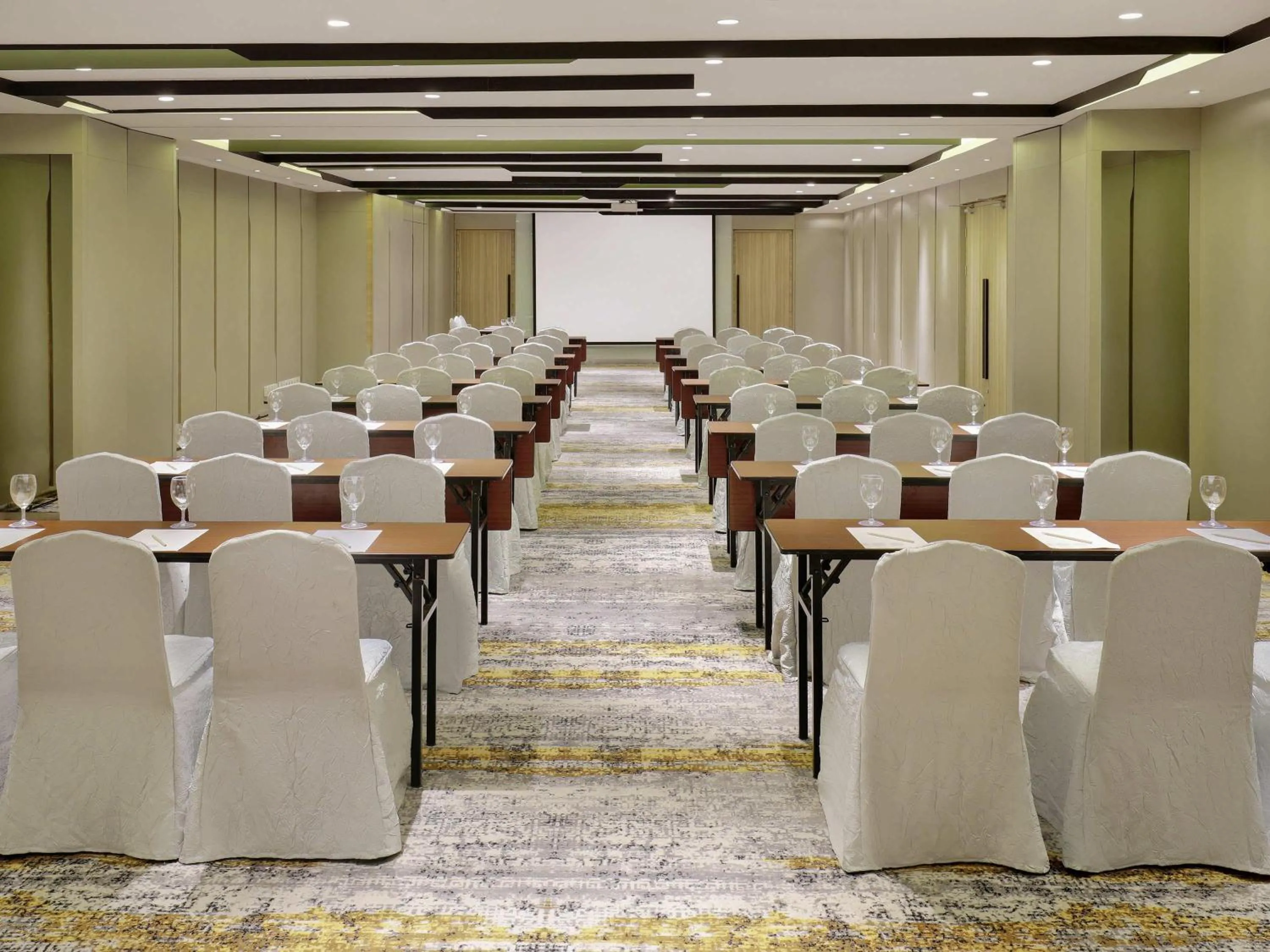 Meeting/conference room in Novotel Jakarta Mangga Dua Square