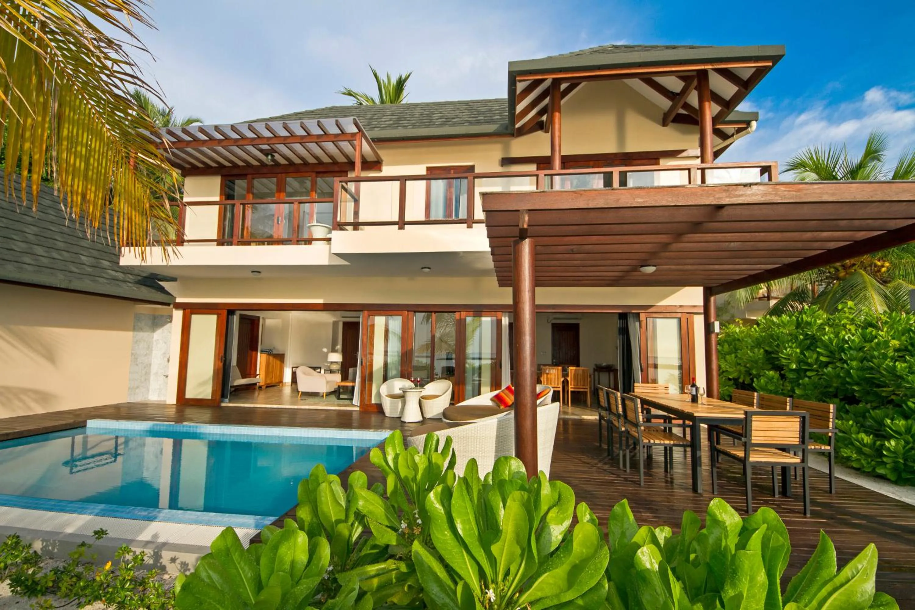 Property building in Summer Island Maldives