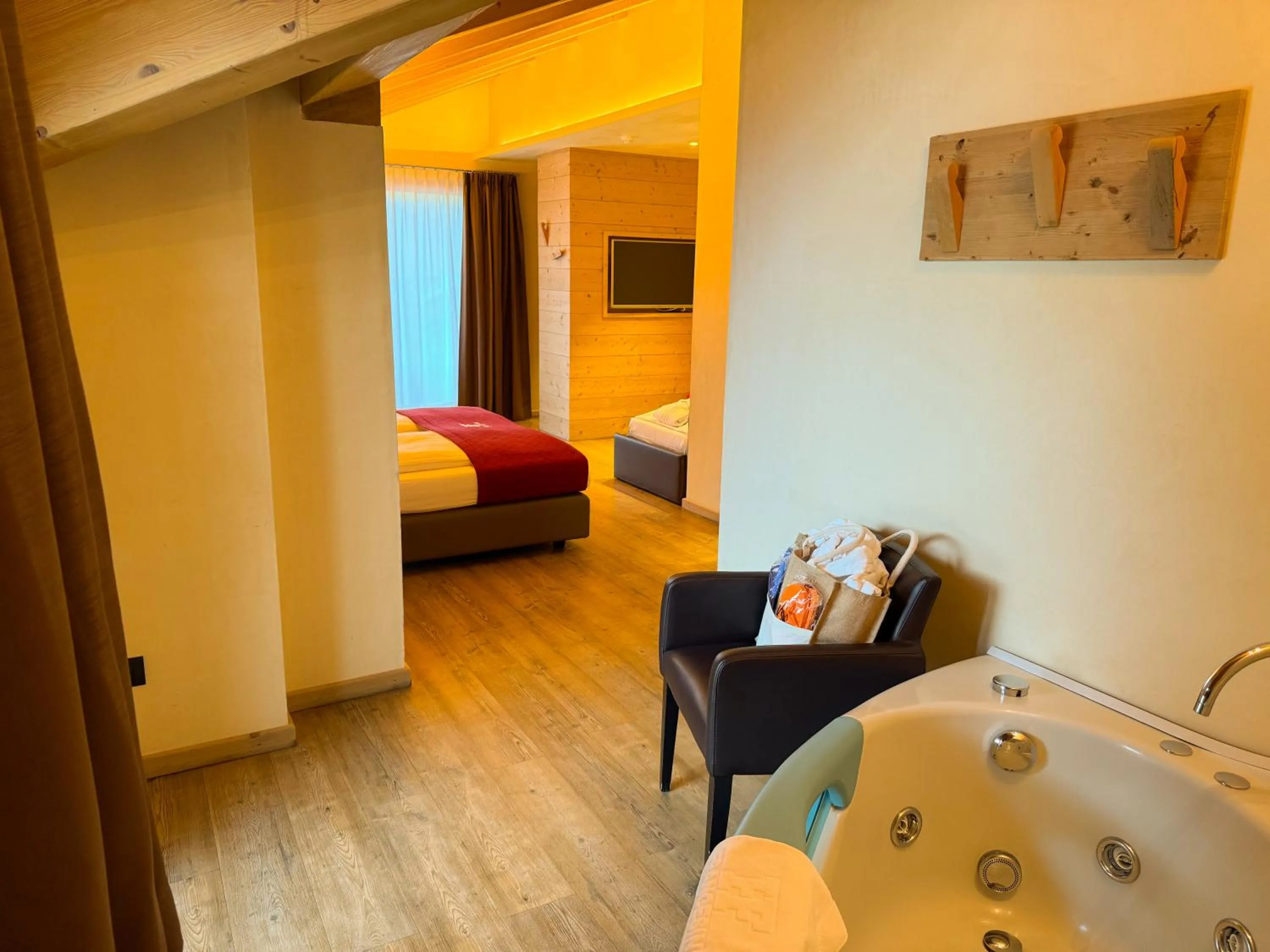 Photo of the whole room, Bed in Francesin Active Hotel