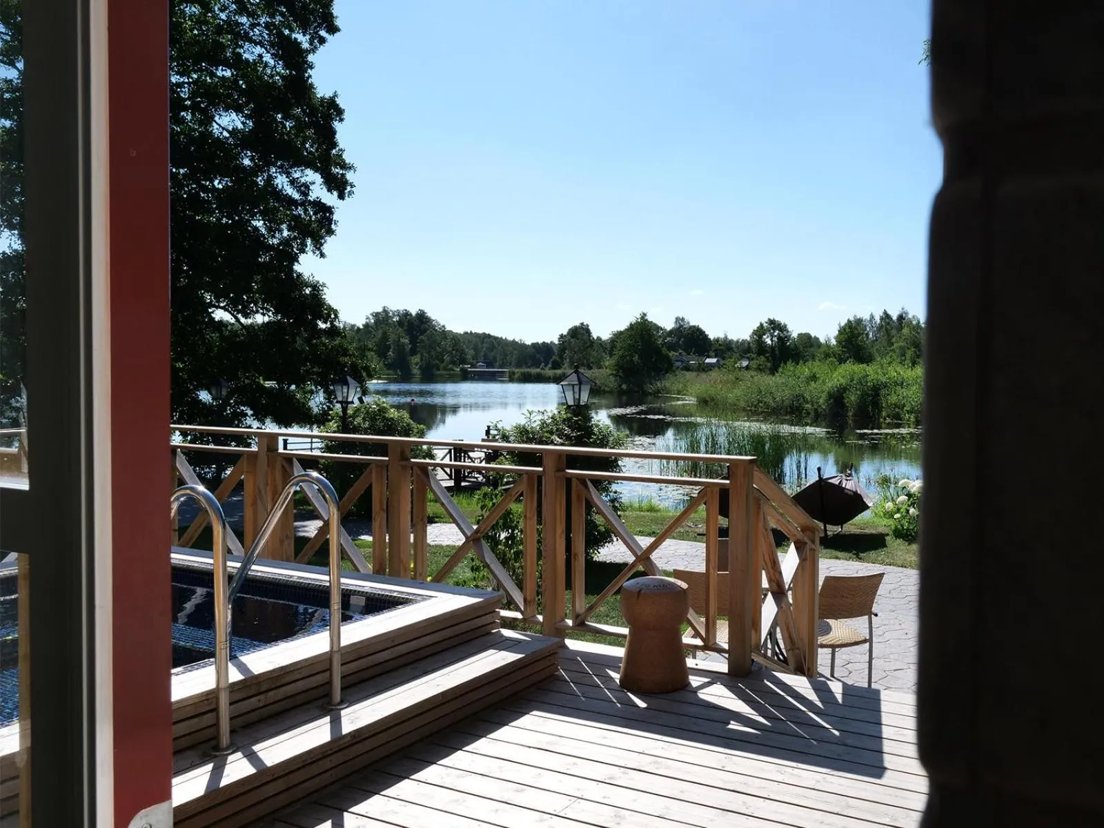 Lake view in Dufweholms Herrgård