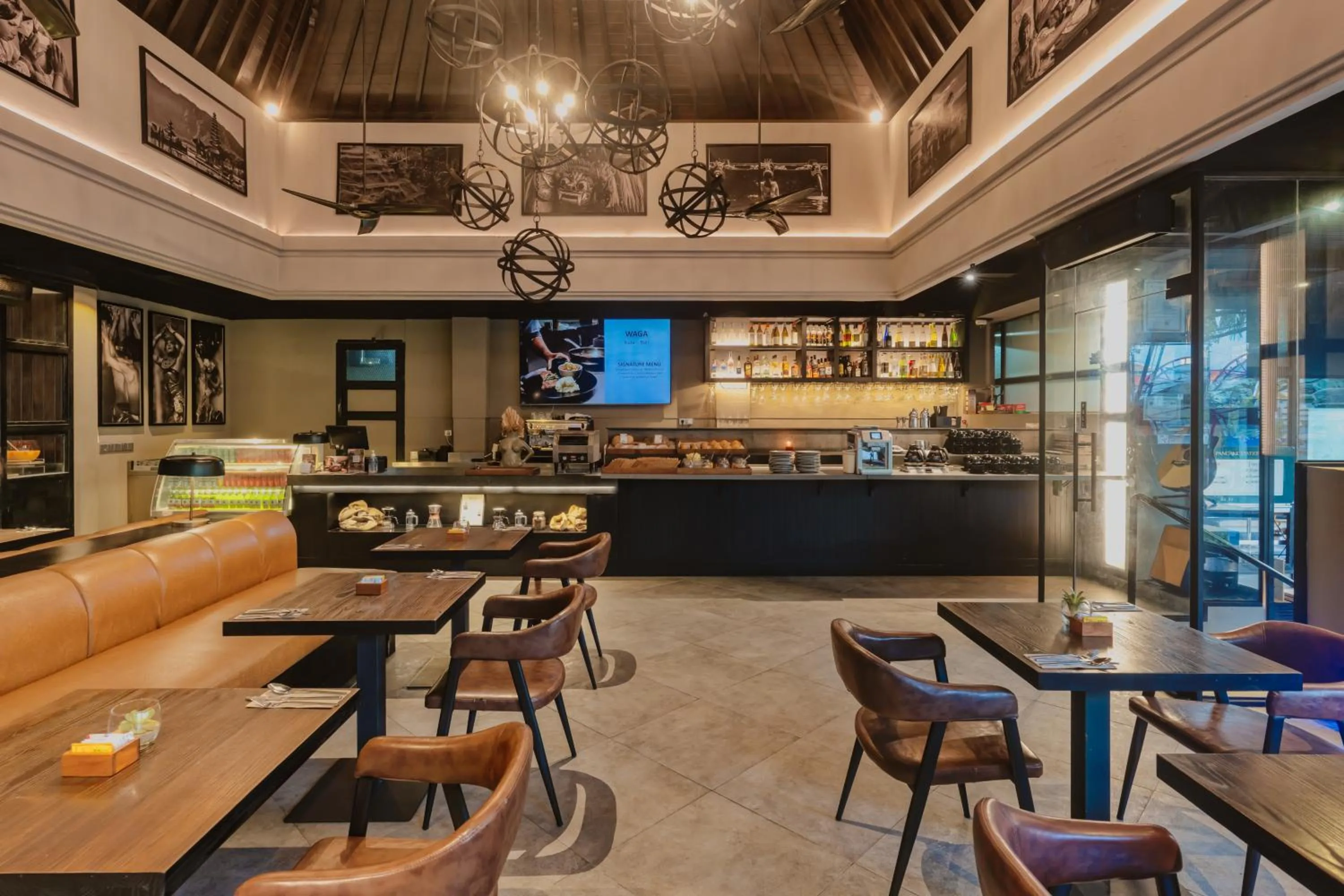 Restaurant/places to eat in The Vira Bali Boutique Hotel & Suite