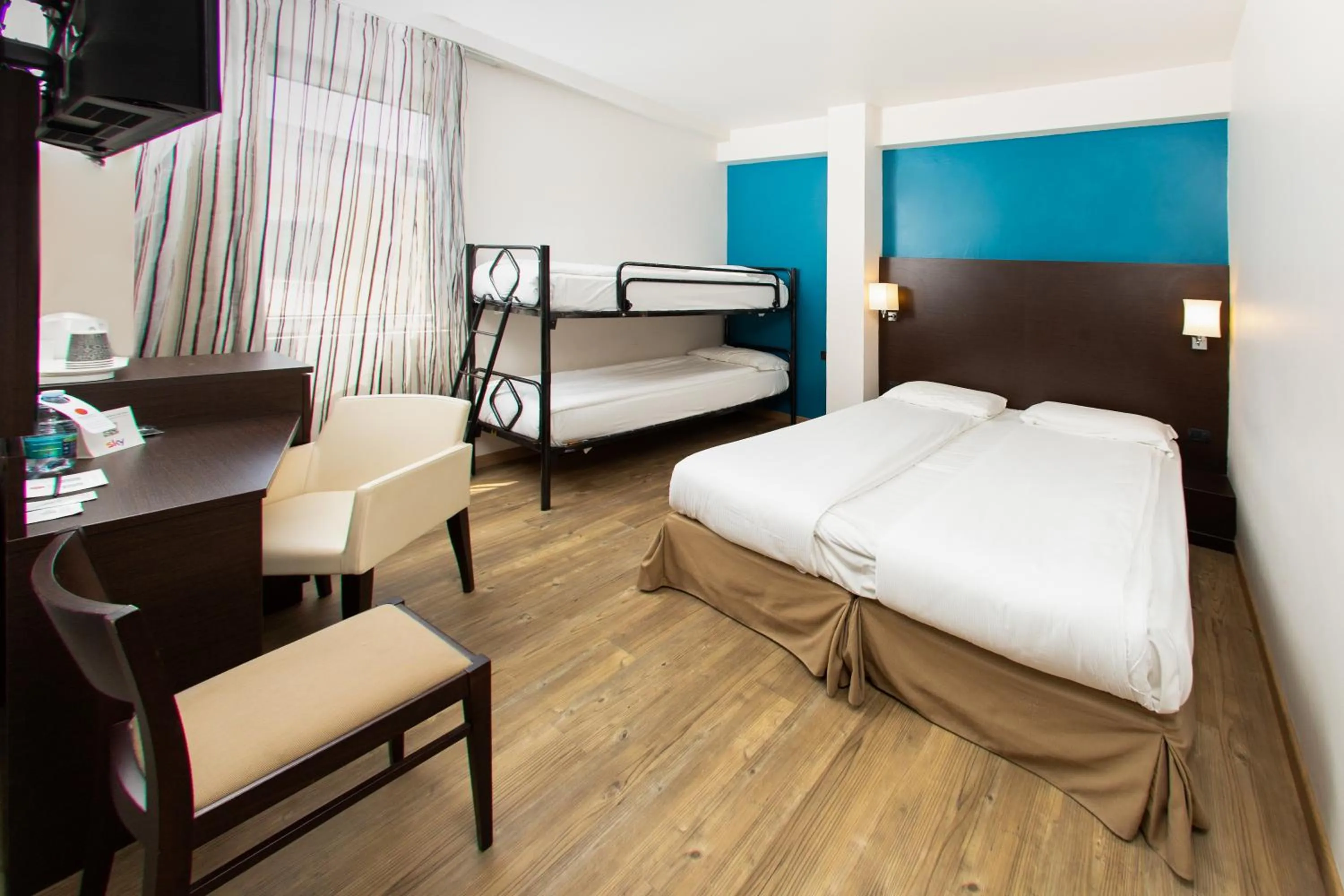 bunk bed, Bed in Hotel Bonotto