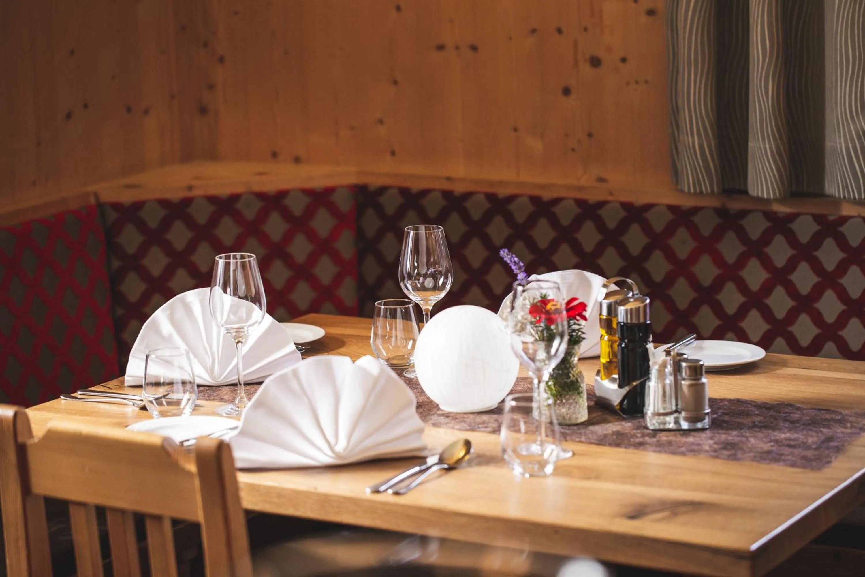 Restaurant/places to eat in Der Dolomitenhof - Tristach