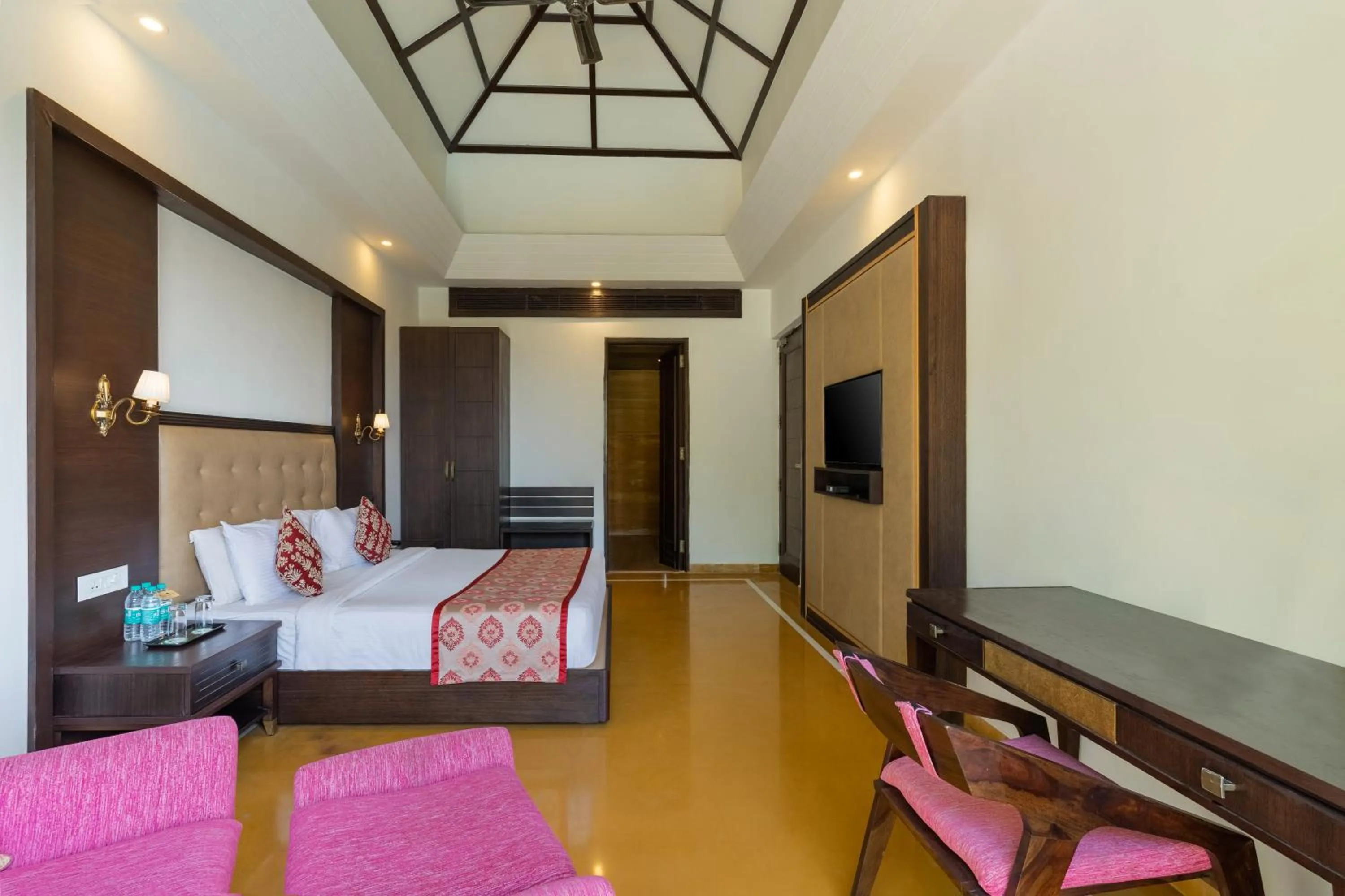Bed in Mahua Bagh Resort Kumbhalgarh