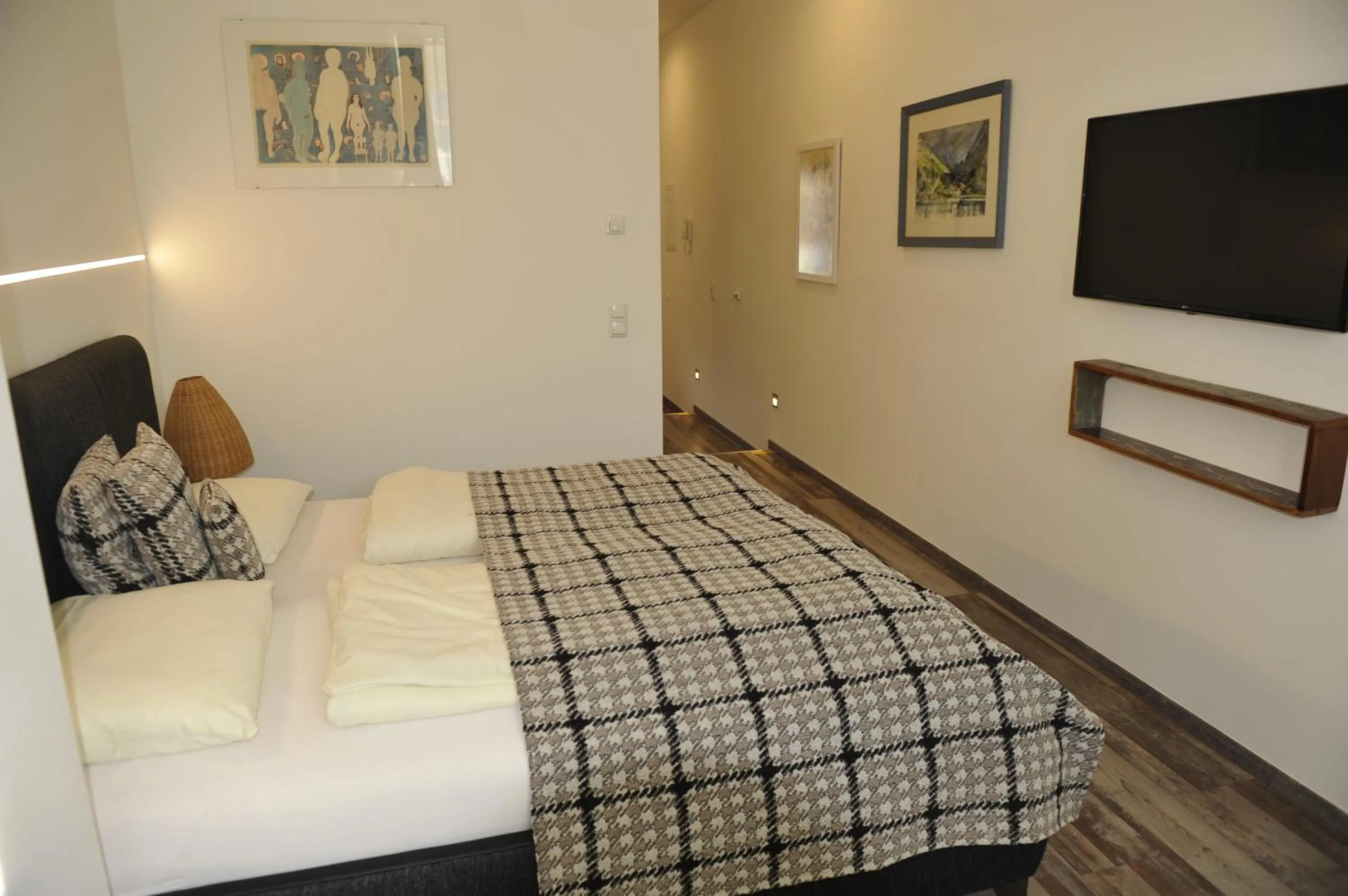 Photo of the whole room, Bed in City Zimmer - Appartement Dina Mariner