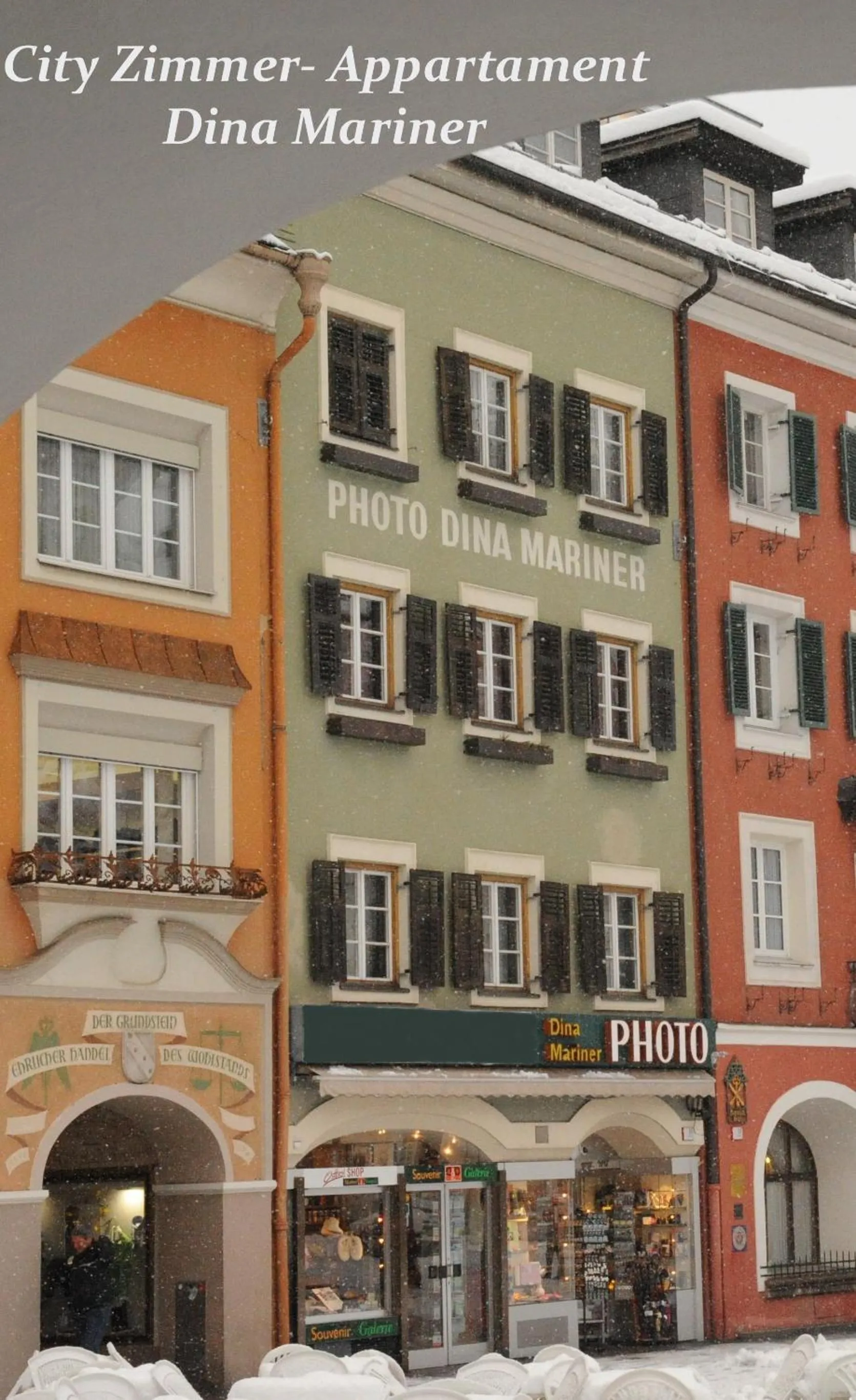 Facade/entrance in City Zimmer - Appartement Dina Mariner