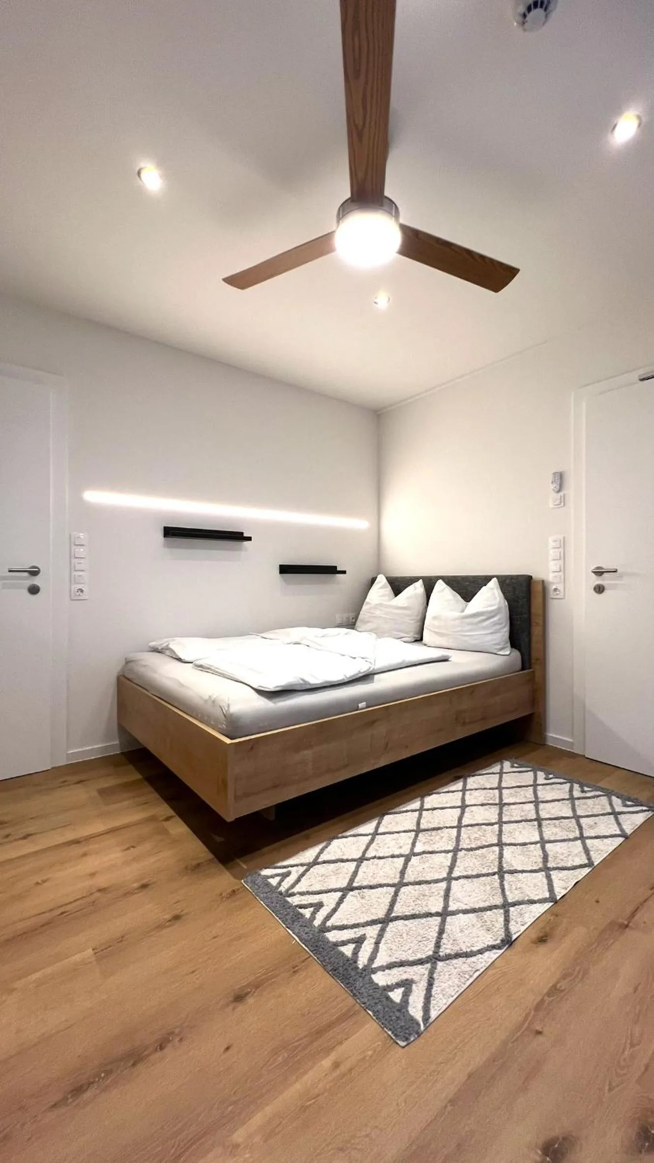 Bed in City Zimmer - Appartement Dina Mariner