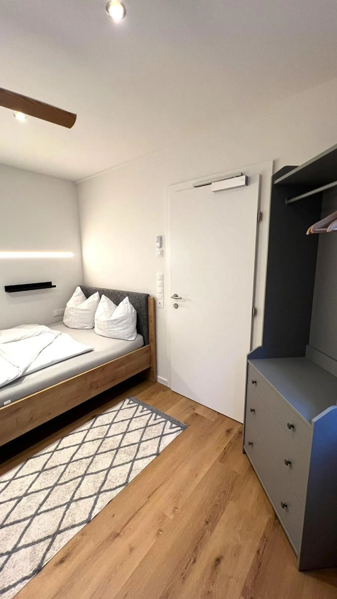 Bed in City Zimmer - Appartement Dina Mariner