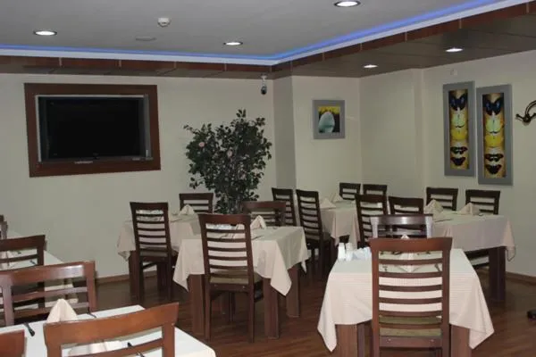 Food and drinks in Lifos Hotel