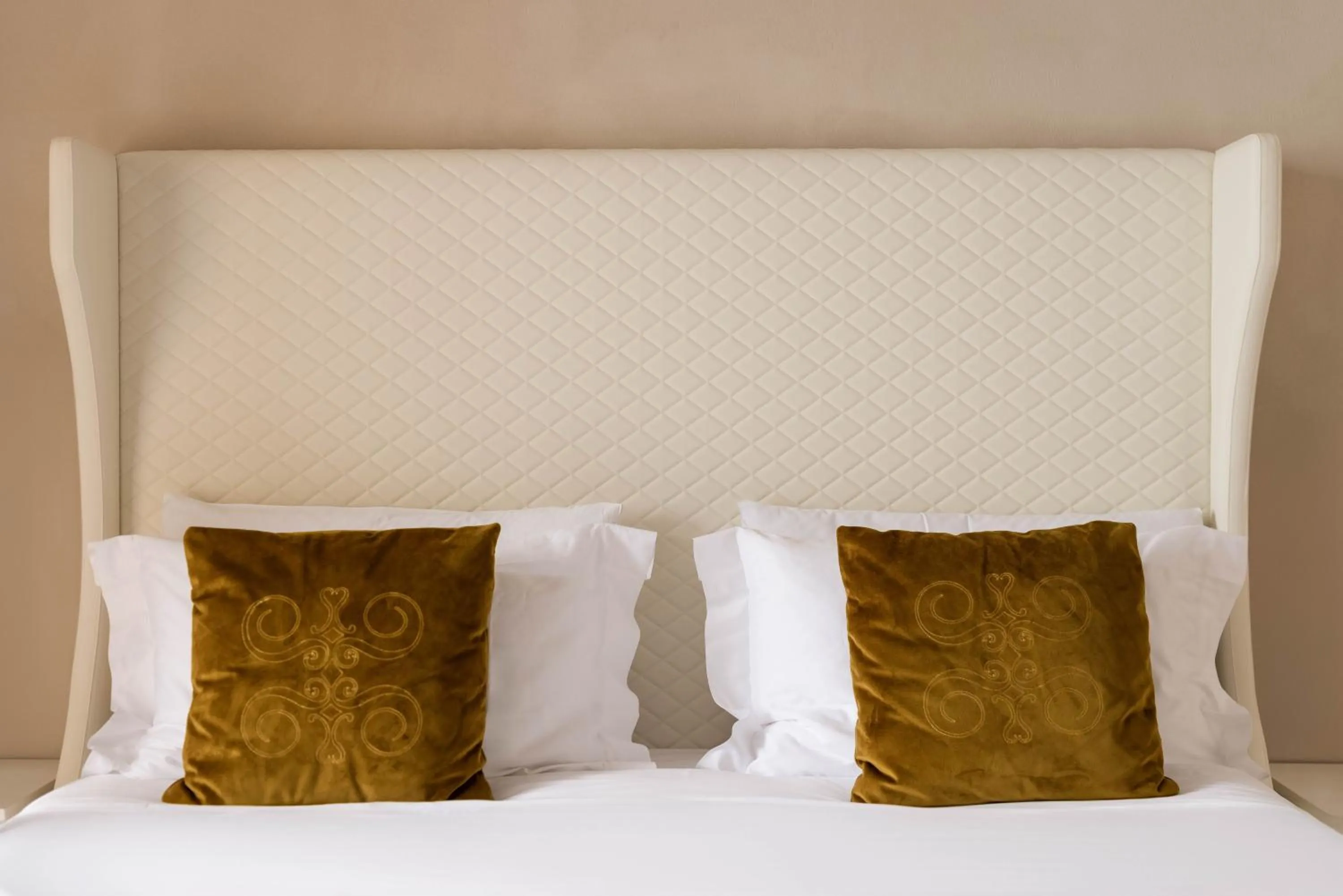 Coffee/tea facilities, Bed in Grand Hotel Fasano