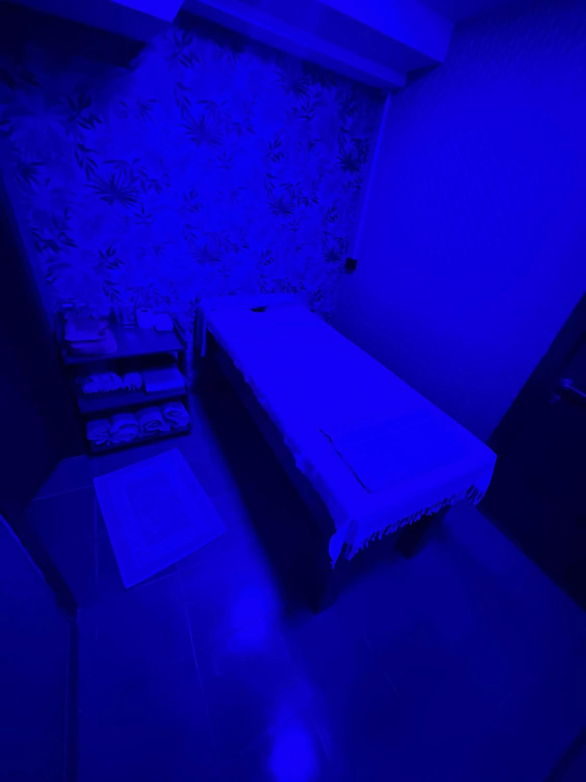 Property building, Bed in Hotel Perula & SPA