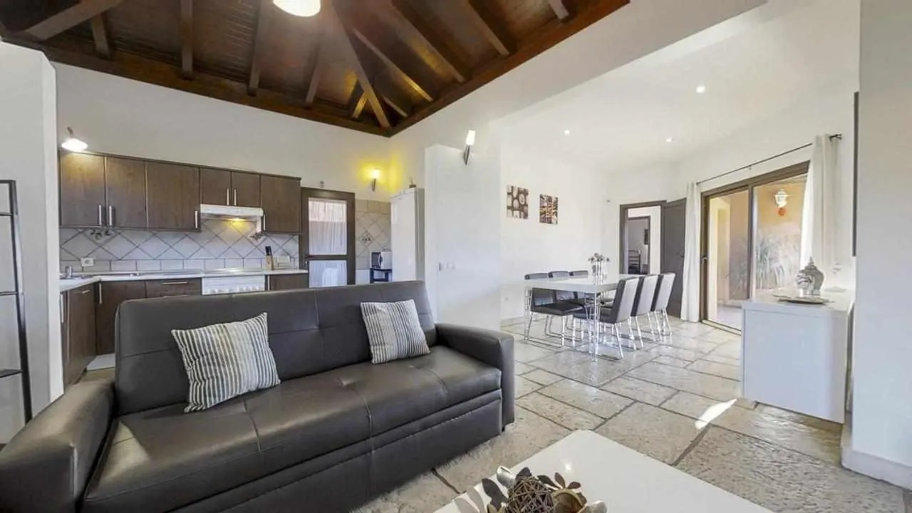 Kitchen or kitchenette in Anju Villas Villas Vistas del Mar