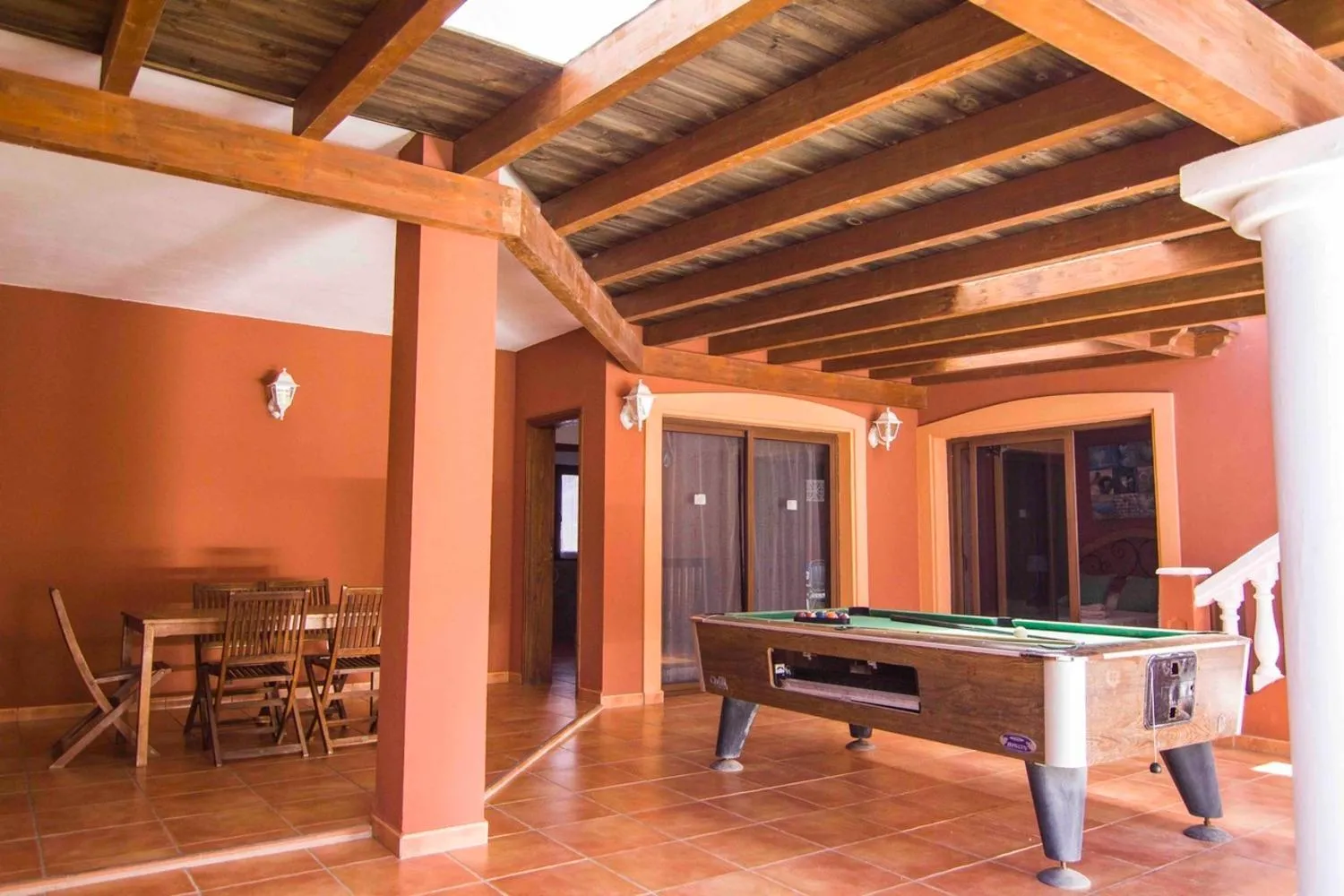 Billiard in Anju Villas Villas Vistas del Mar