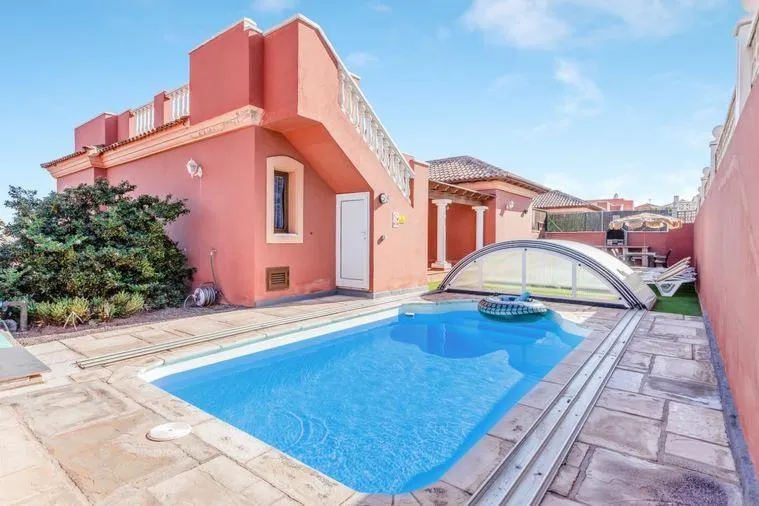 Property building in Anju Villas Villas Vistas del Mar