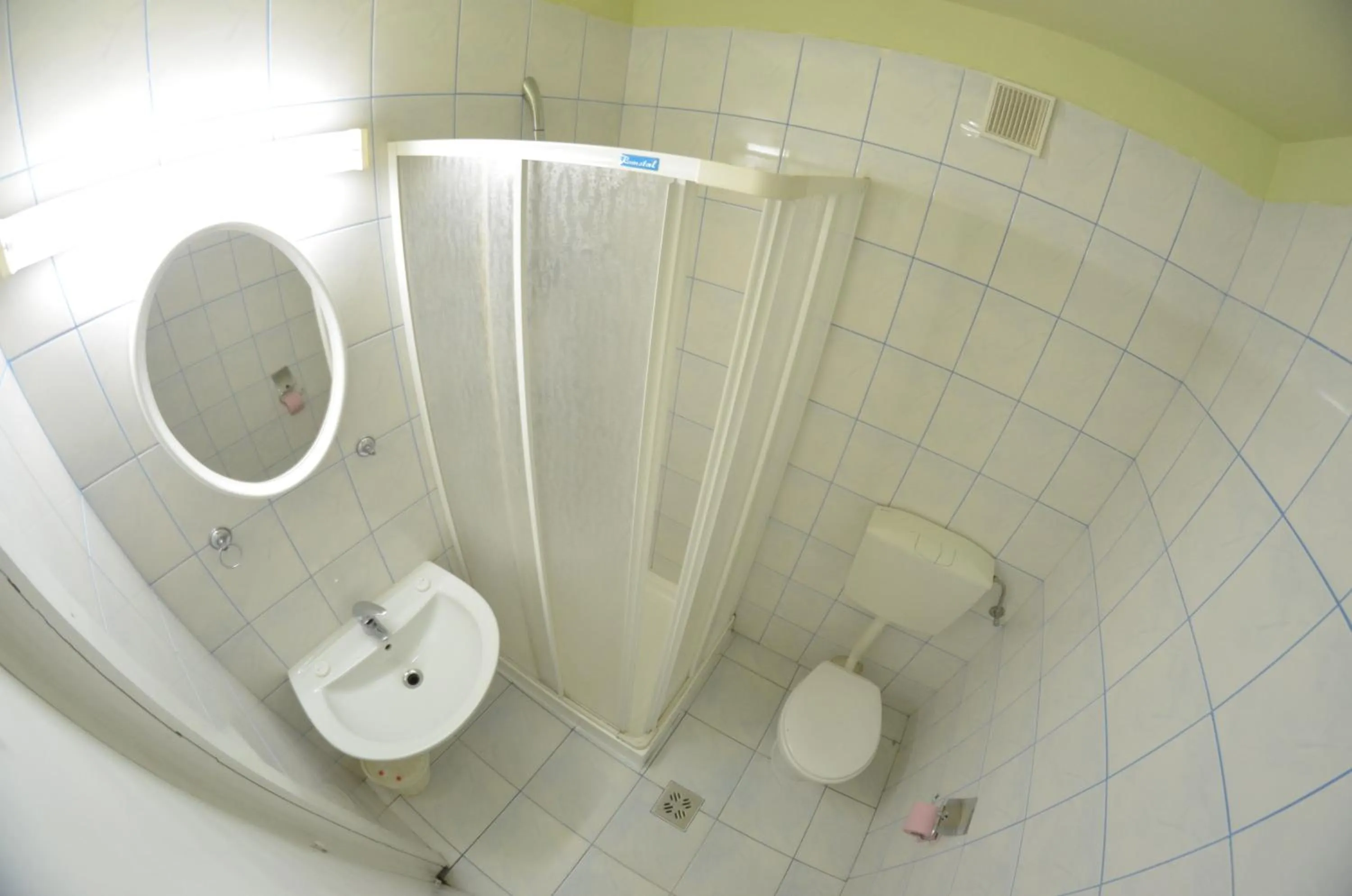 Bathroom in Hotel Le Baron