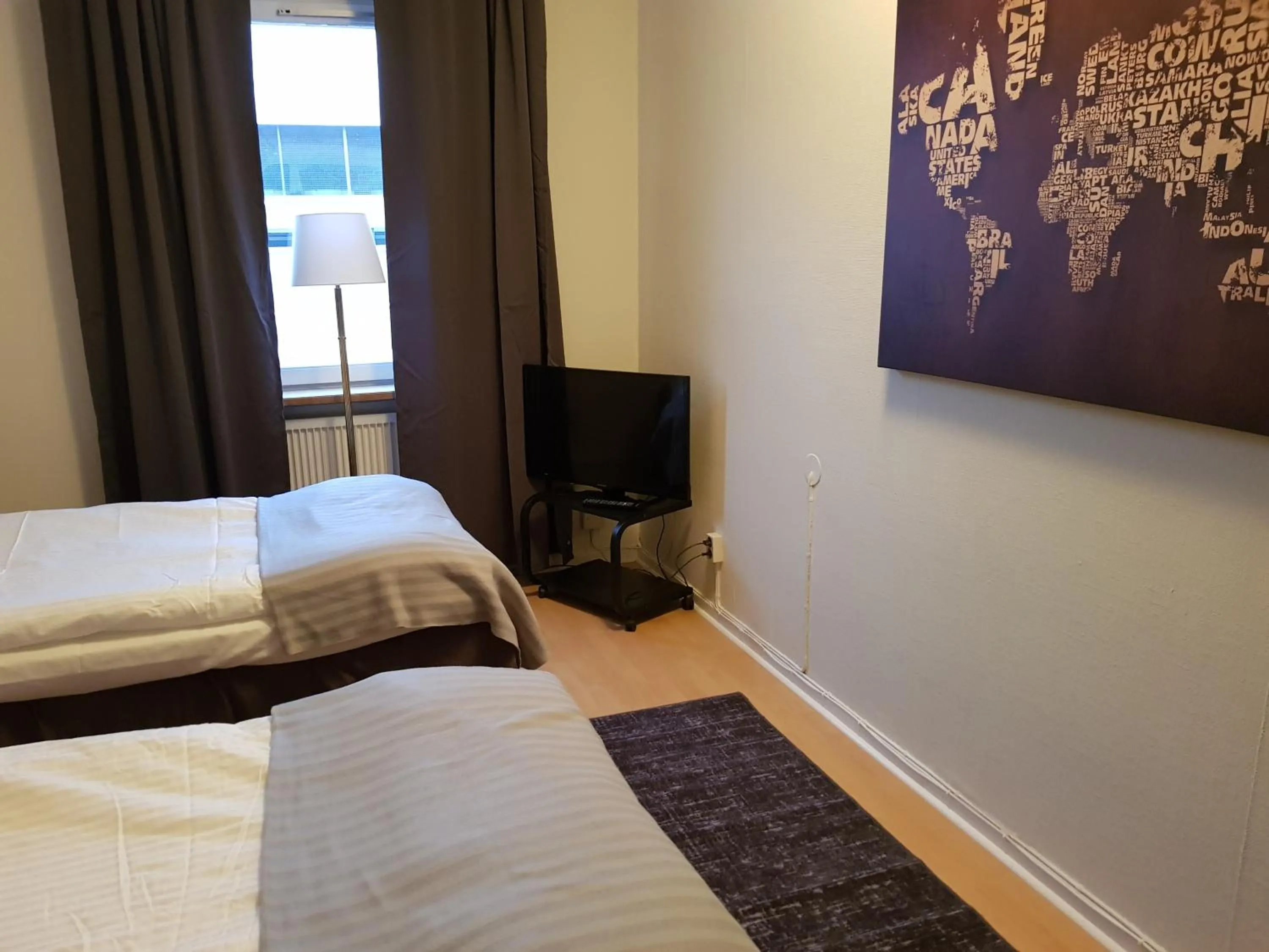 Bed in Hotell Skinnargården