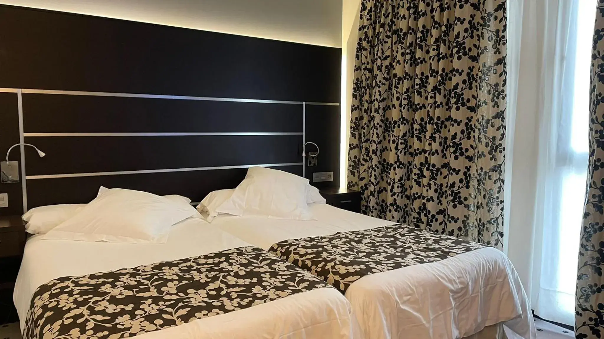 Bed in Alameda Centro Bed in Alameda Centro