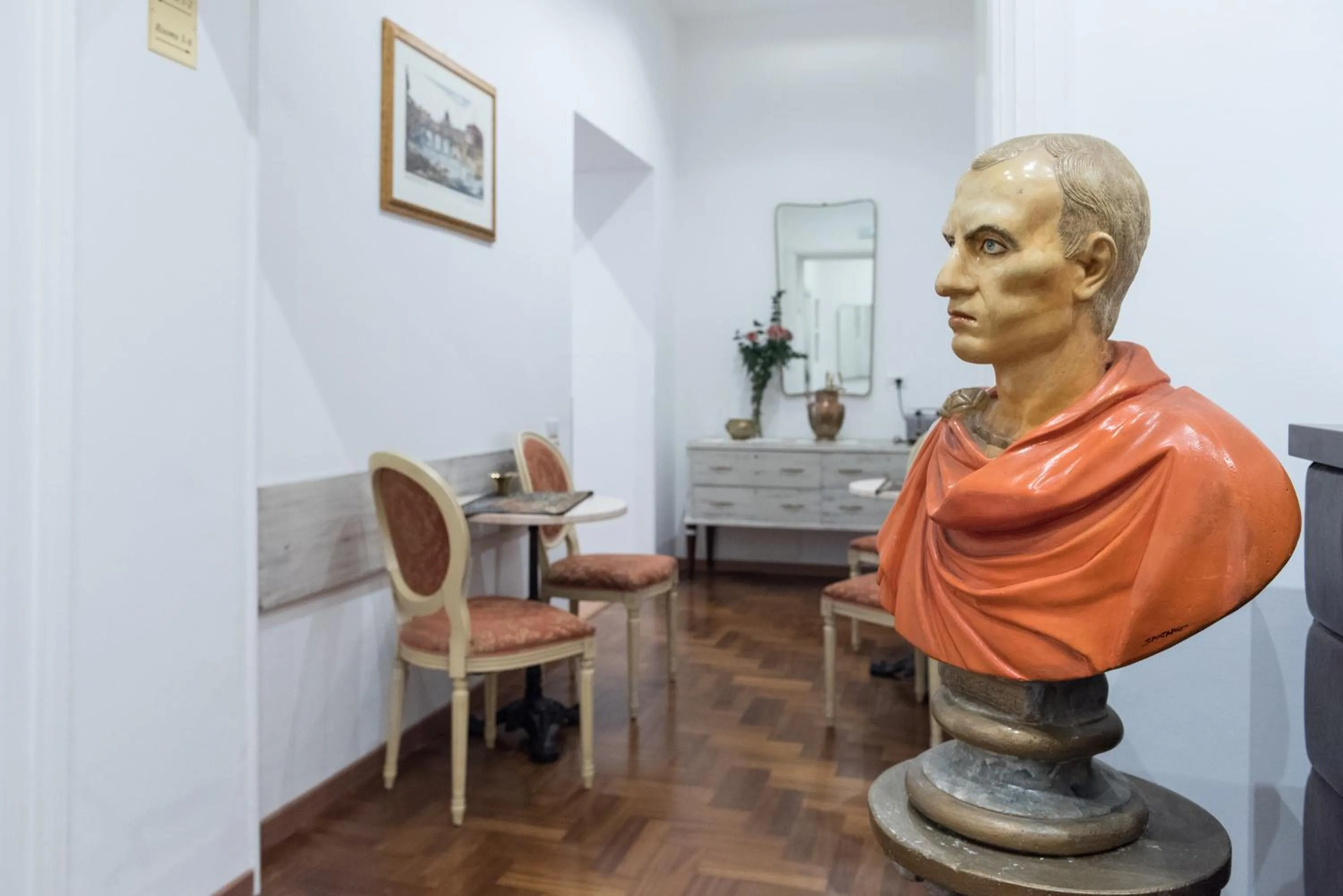 Area and facilities in Domus Giulia