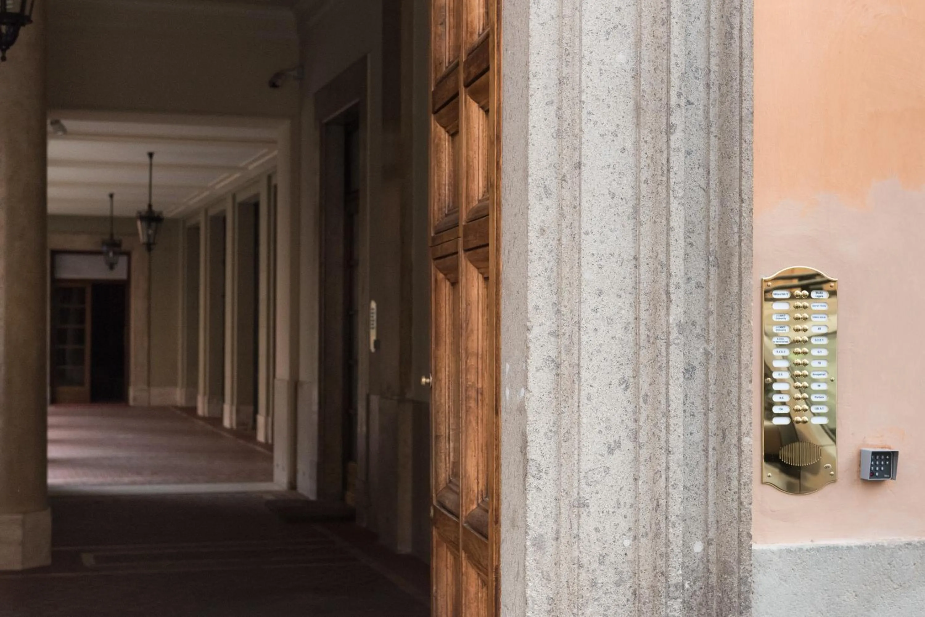 Facade/entrance in Domus Giulia