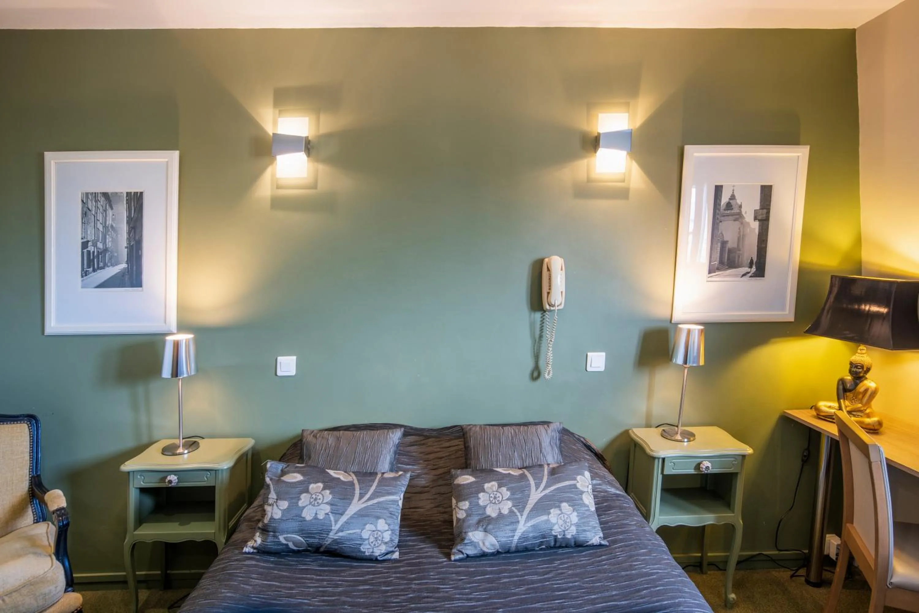 Bed in Hotel La Chope