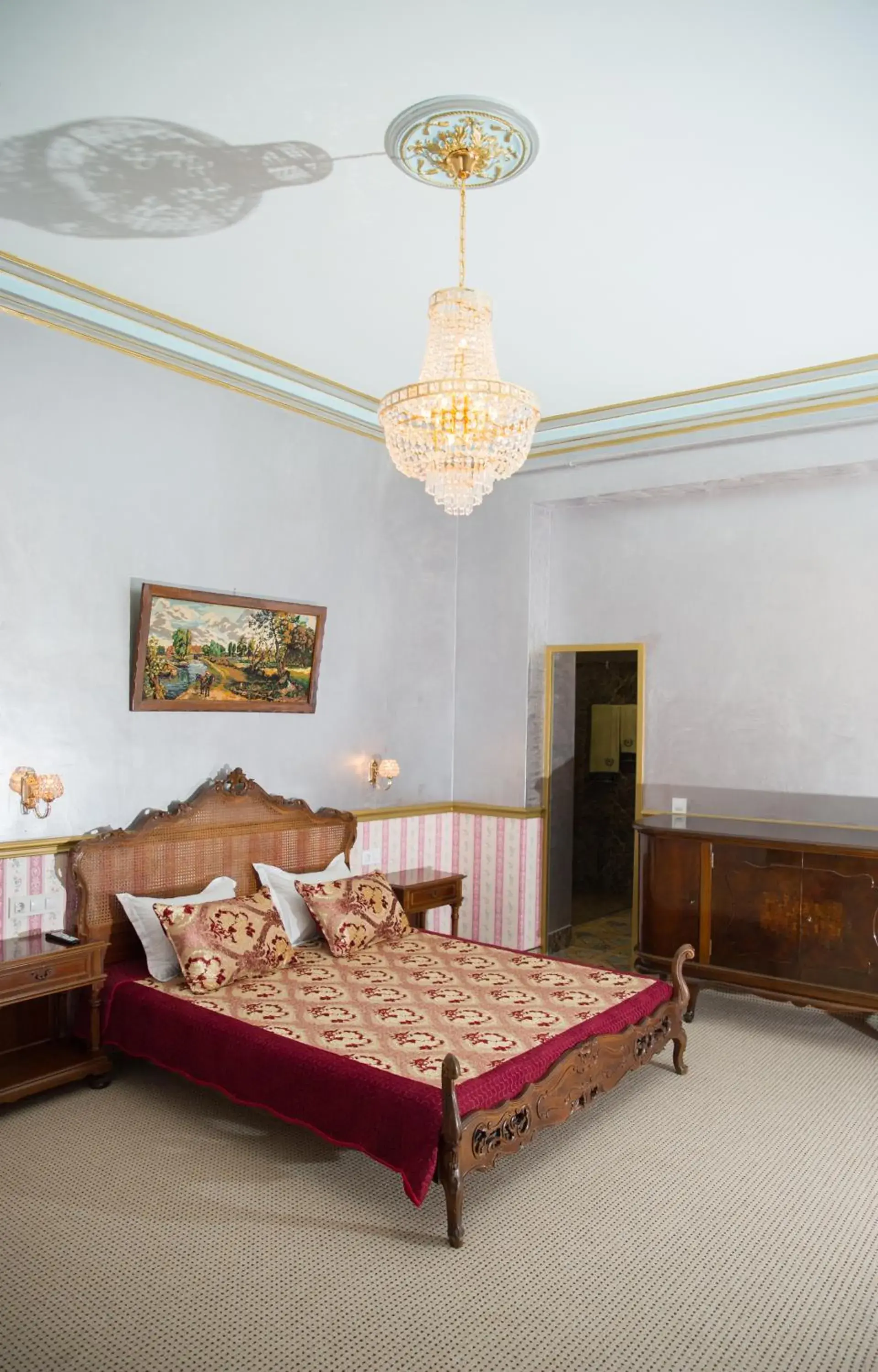 Standard Double Room in NF Palace Old City Bucharest Standard Double Room in NF Palace Old City Bucharest