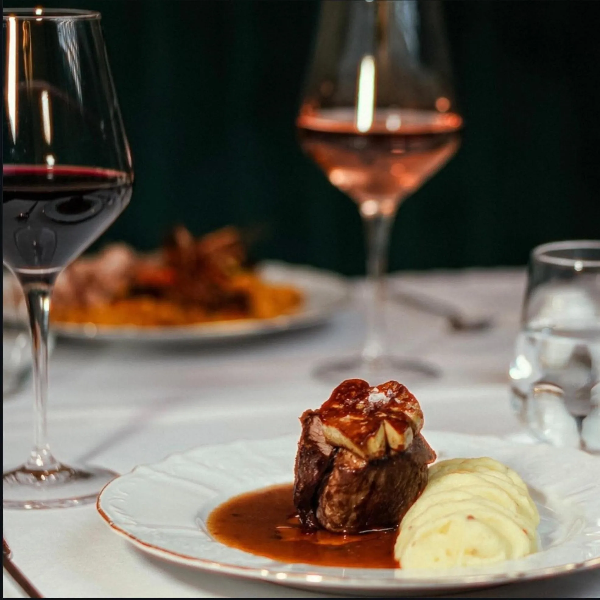 Restaurant/places to eat in NF Palace Old City Bucharest