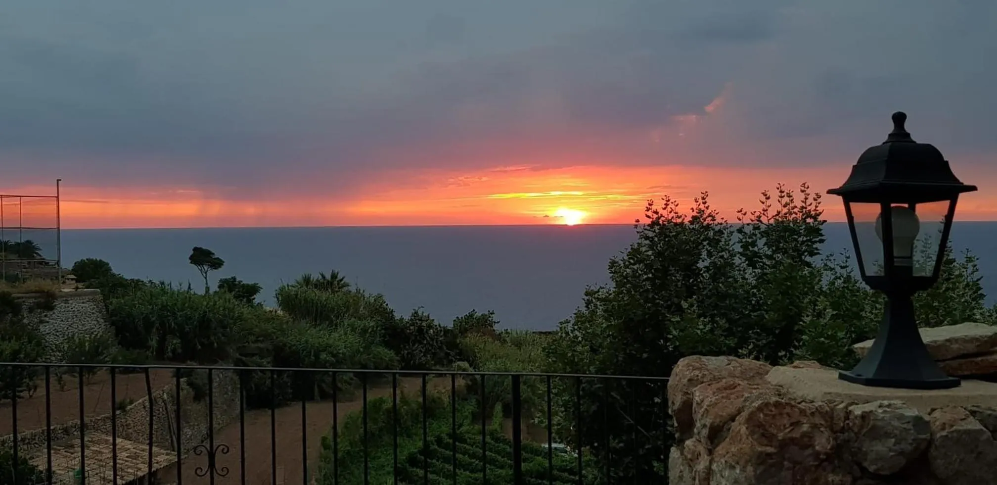 Restaurant/places to eat in Hotel D´Interior Ca Mado Paula